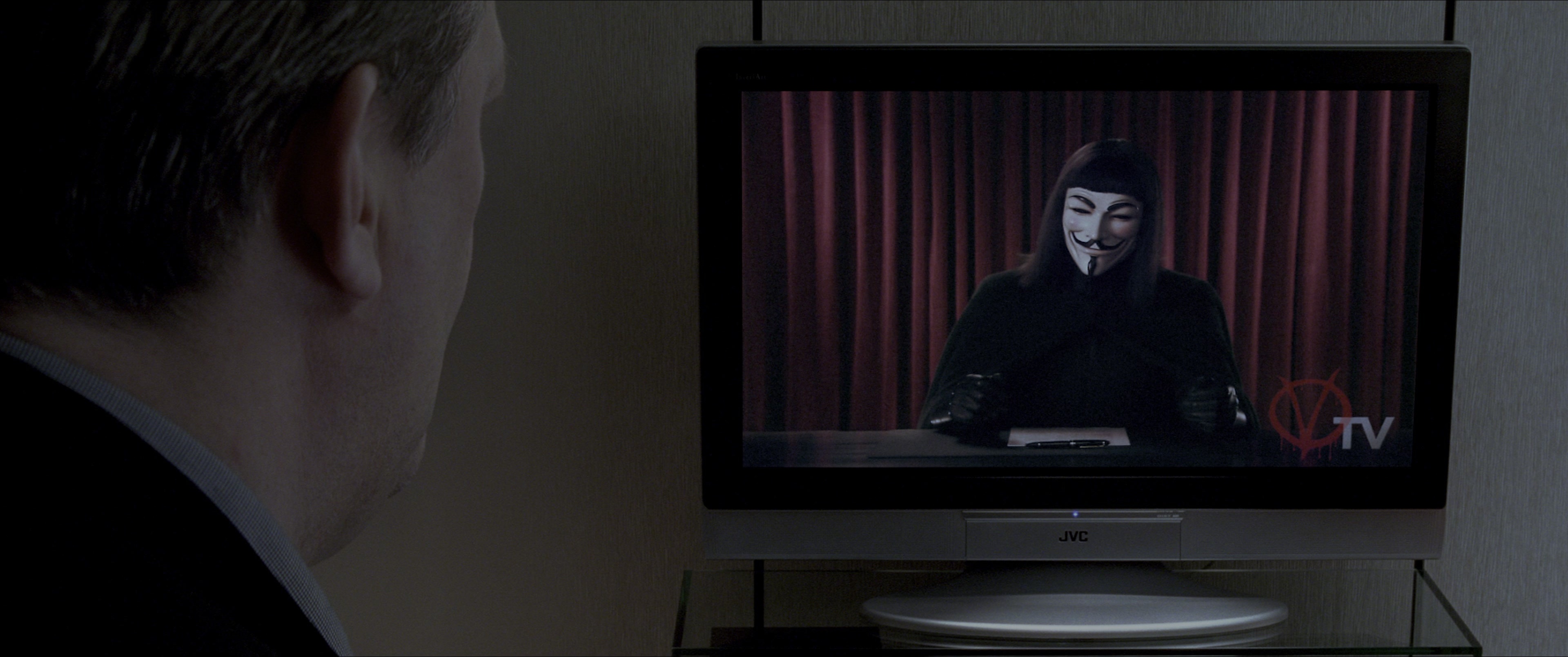 V for Vendetta (2006), wide, 2.39:1 — film still