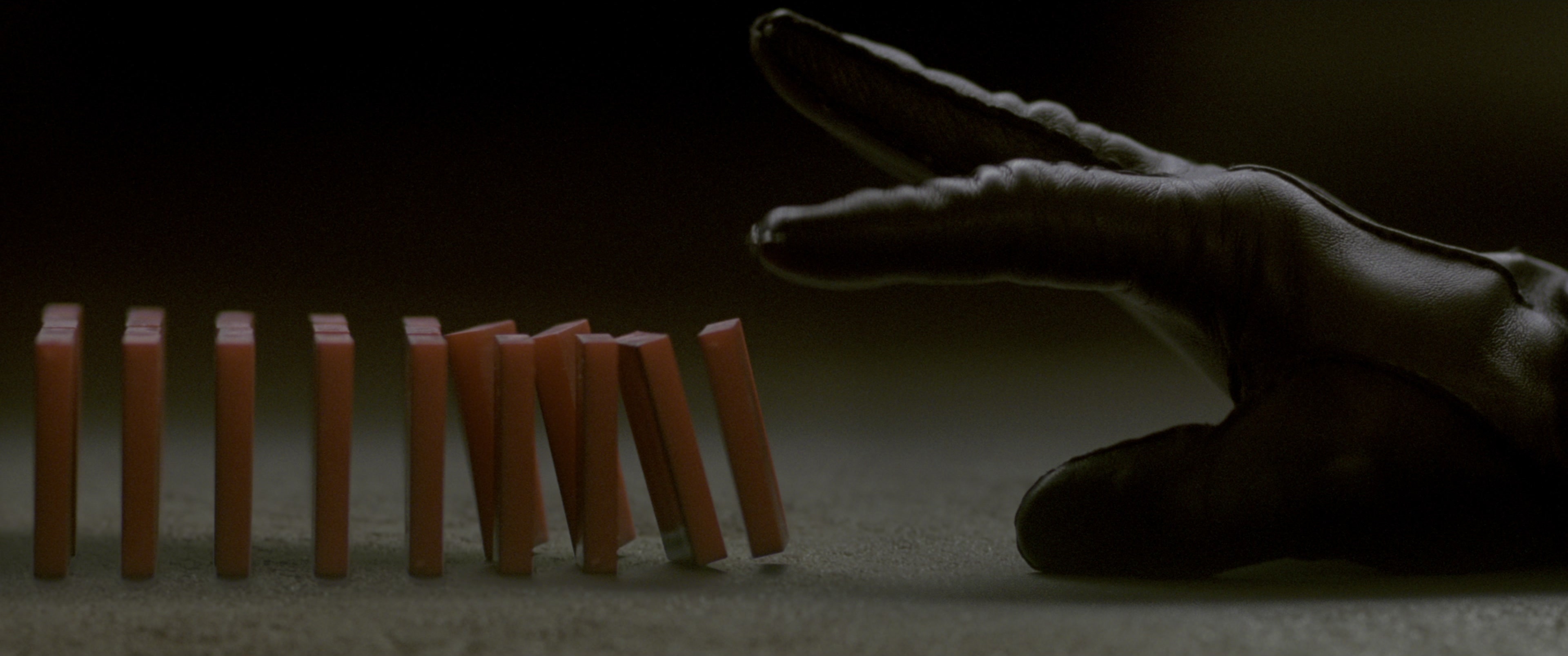 V for Vendetta (2006), wide, 2.39:1 — film still