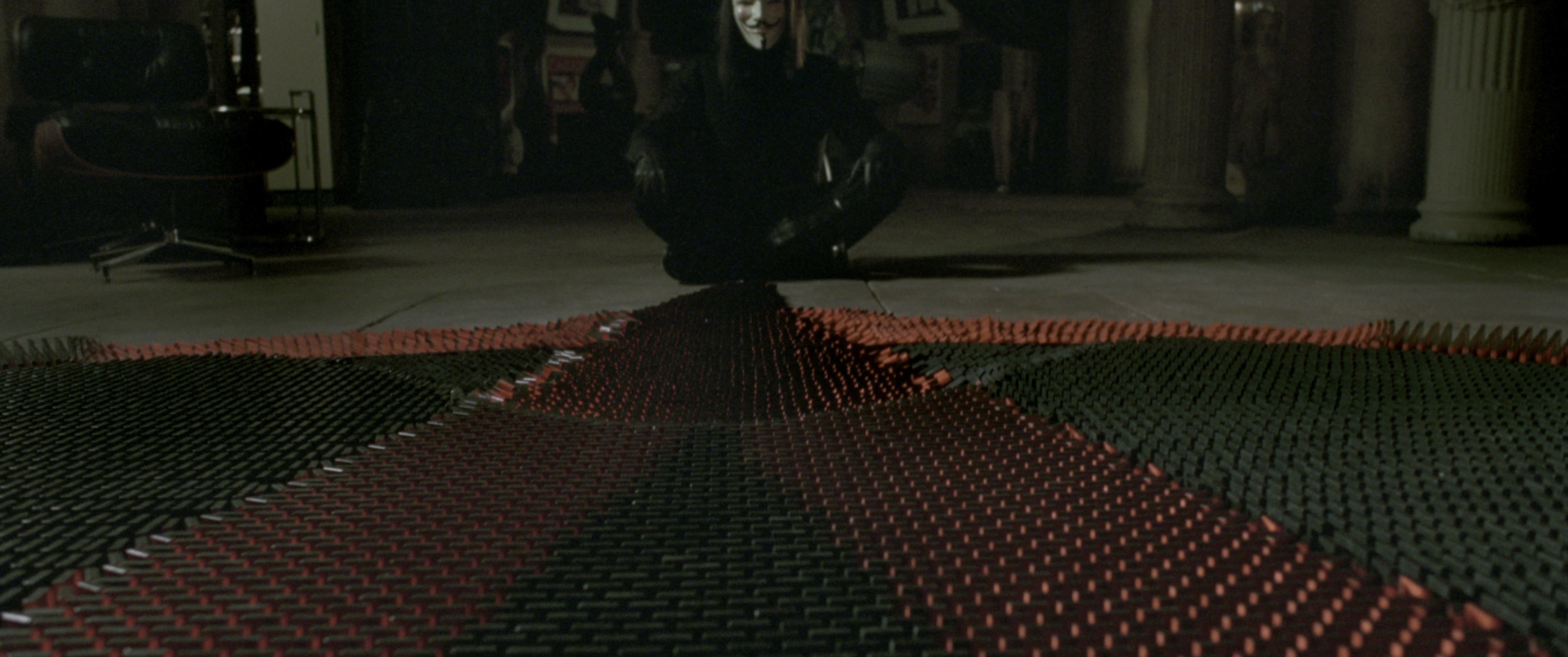 V for Vendetta (2006), wide, 2.39:1 — film still