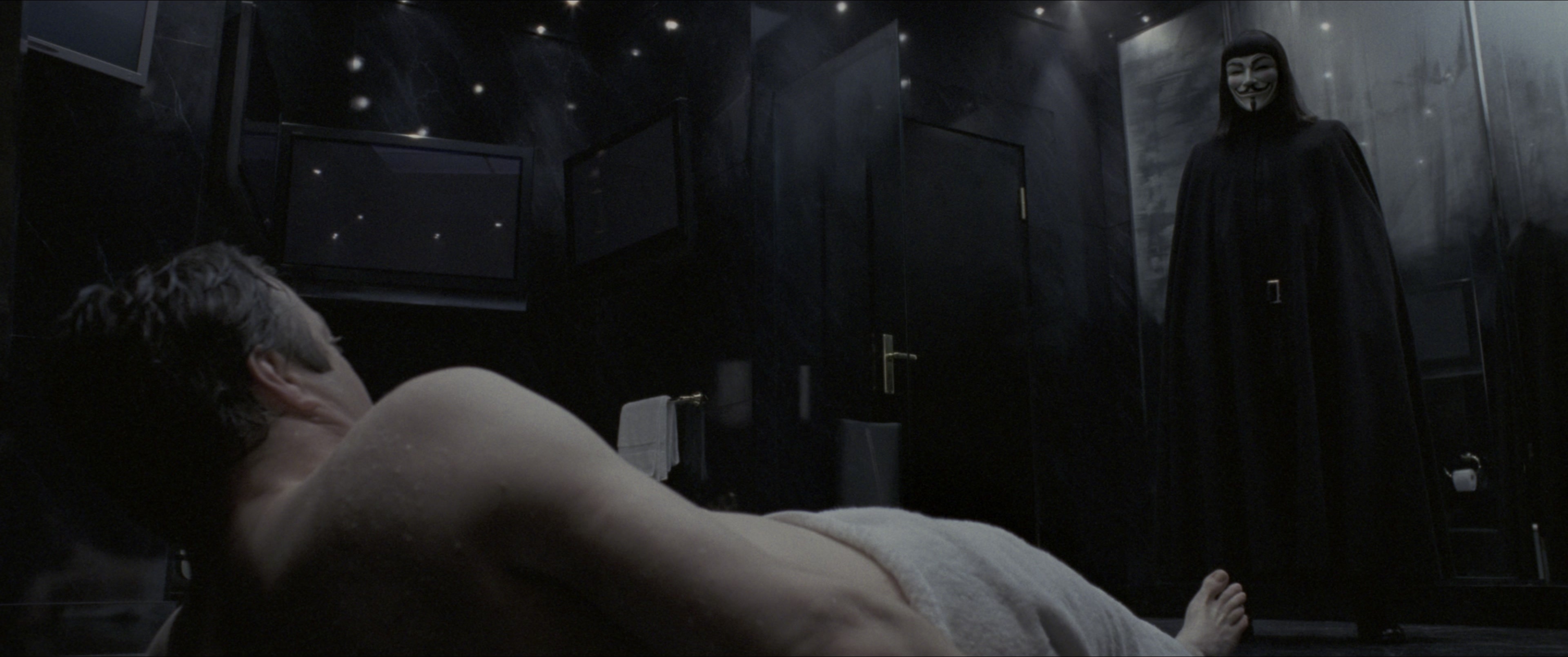 V for Vendetta (2006), wide, 2.39:1 — film still