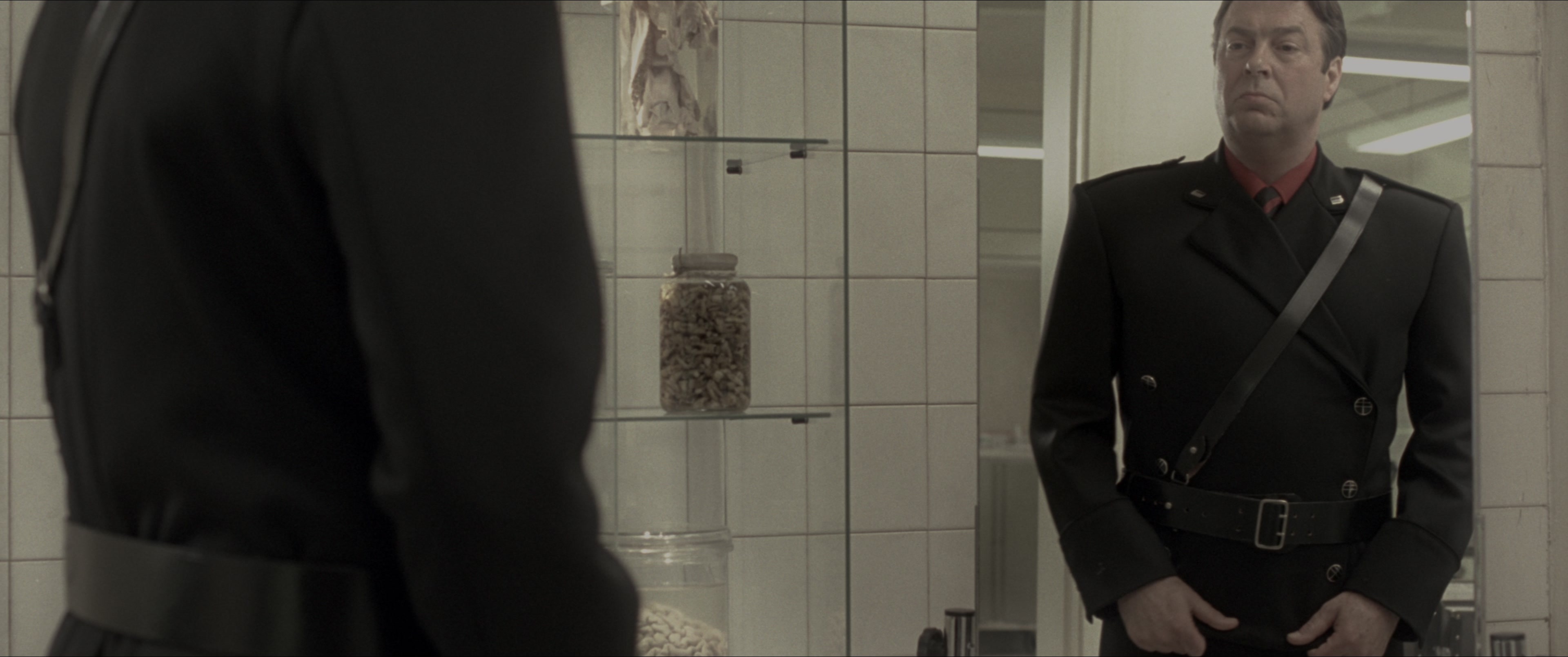 V for Vendetta (2006), wide, 2.39:1 — film still