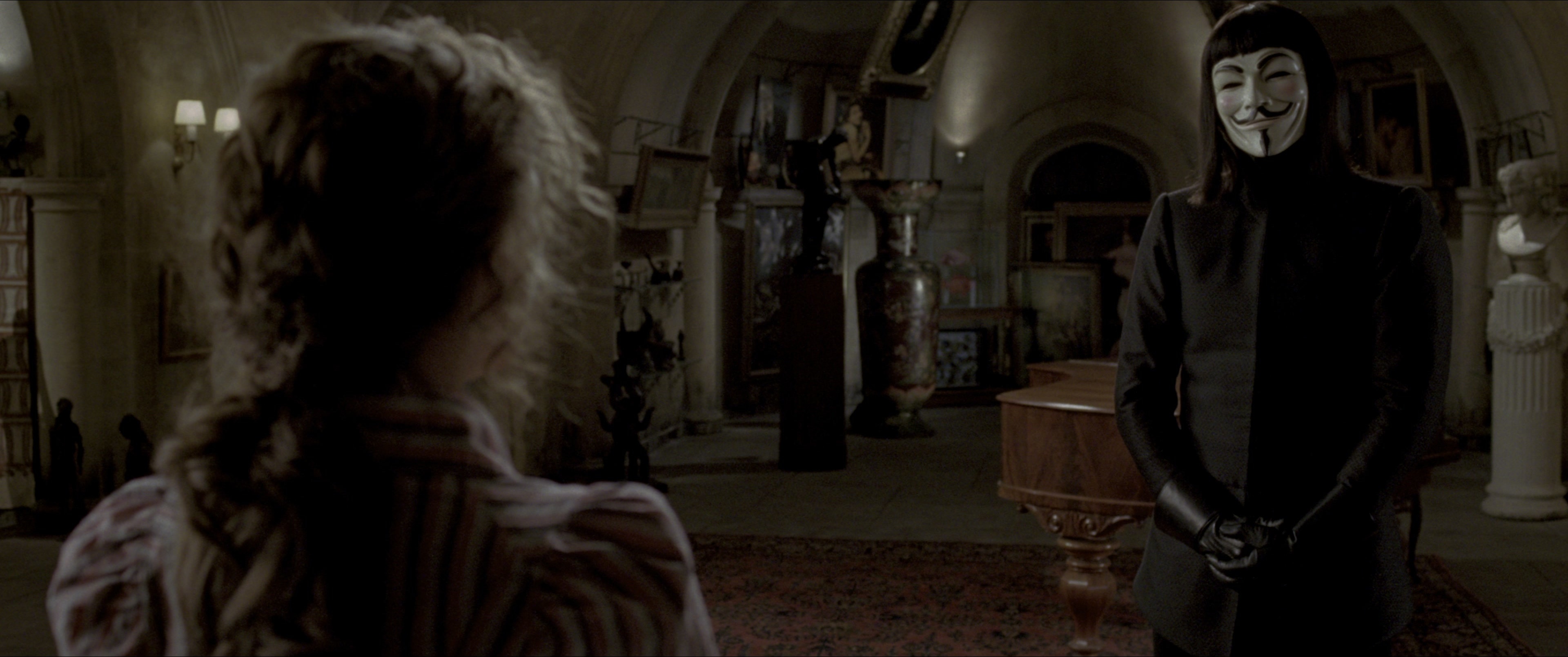 V for Vendetta (2006), wide, 2.39:1 — film still