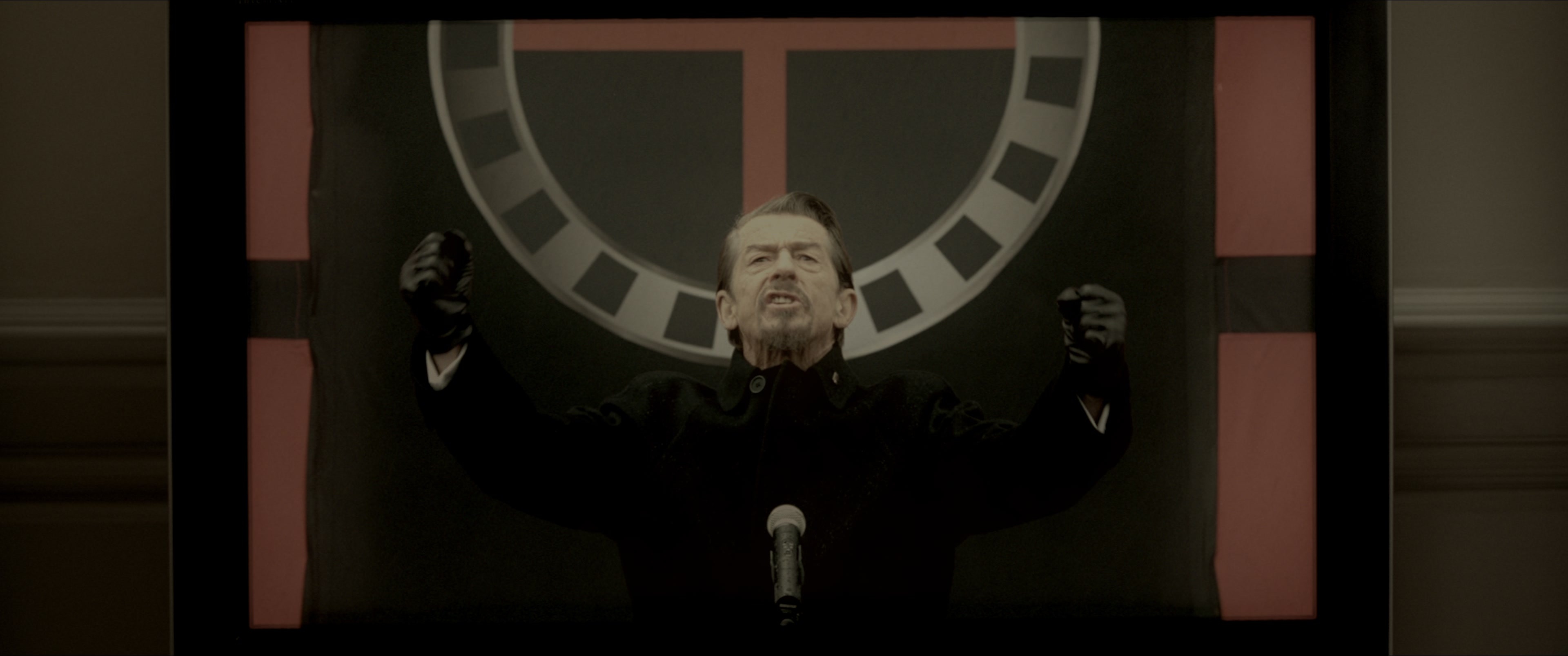 V for Vendetta (2006), wide, 2.39:1 — film still