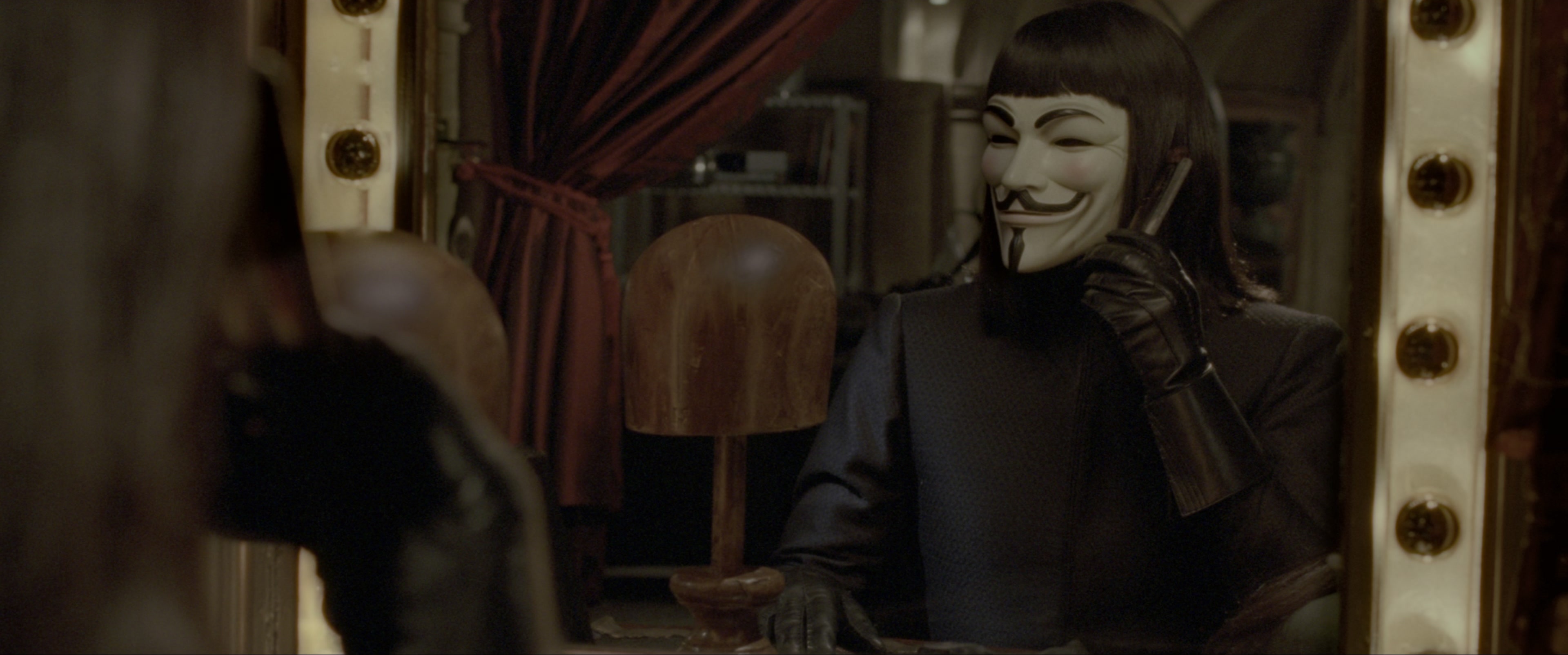 V for Vendetta (2006), wide, 2.39:1 — film still