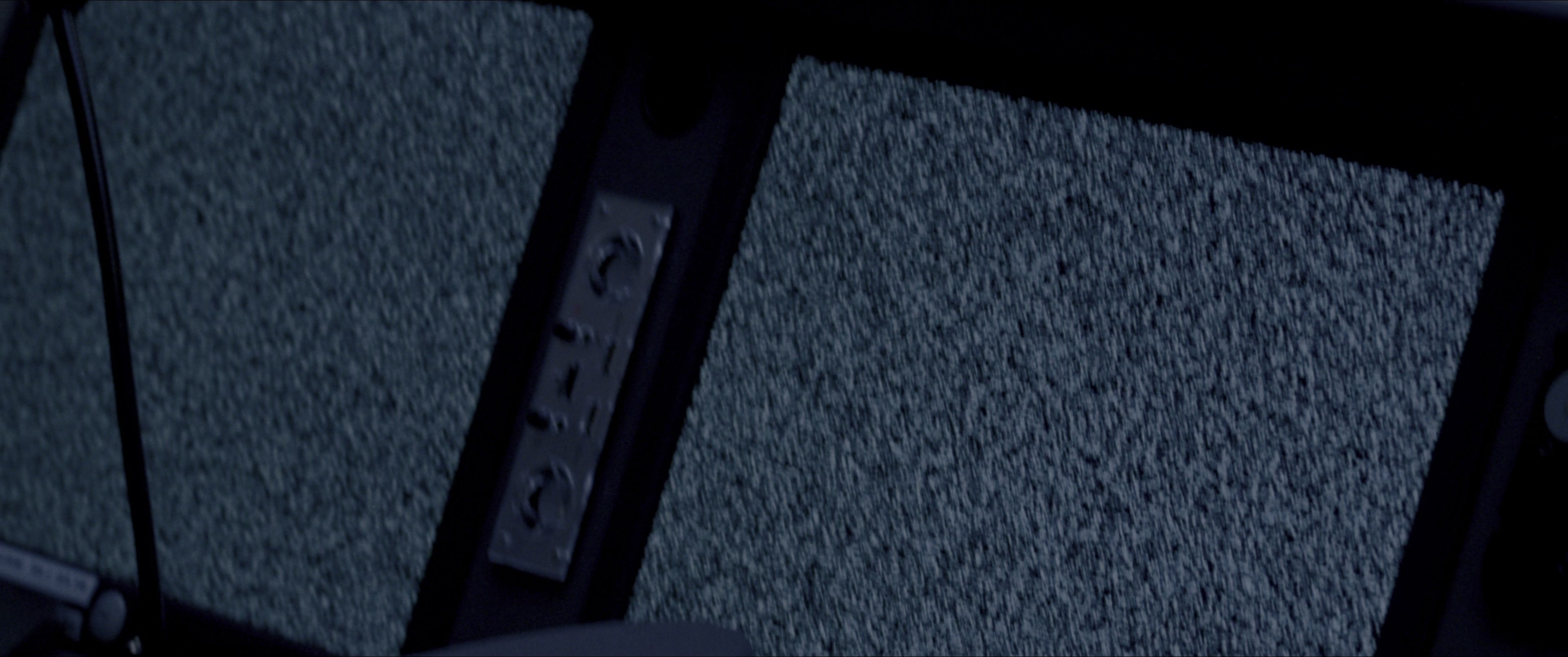 V for Vendetta (2006), wide, 2.39:1 — film still
