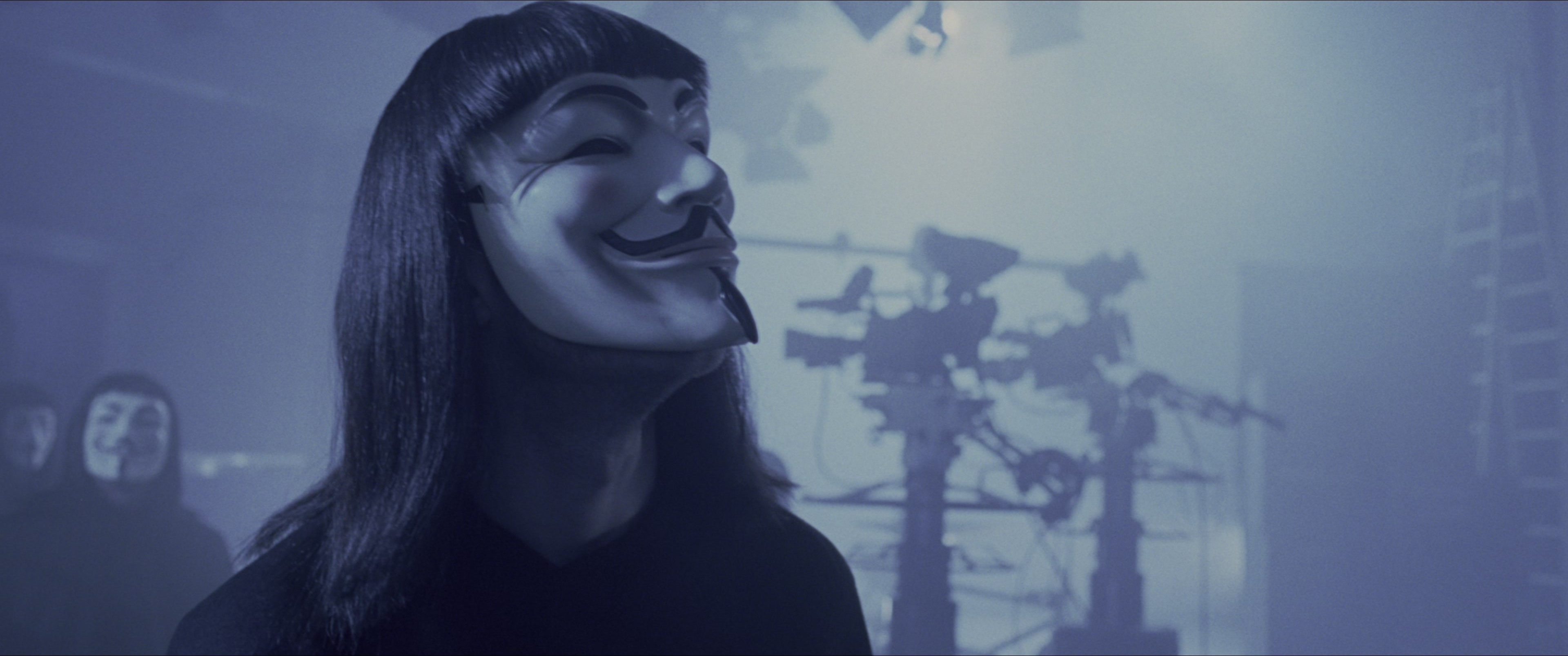 V for Vendetta (2006), wide, 2.39:1 — film still