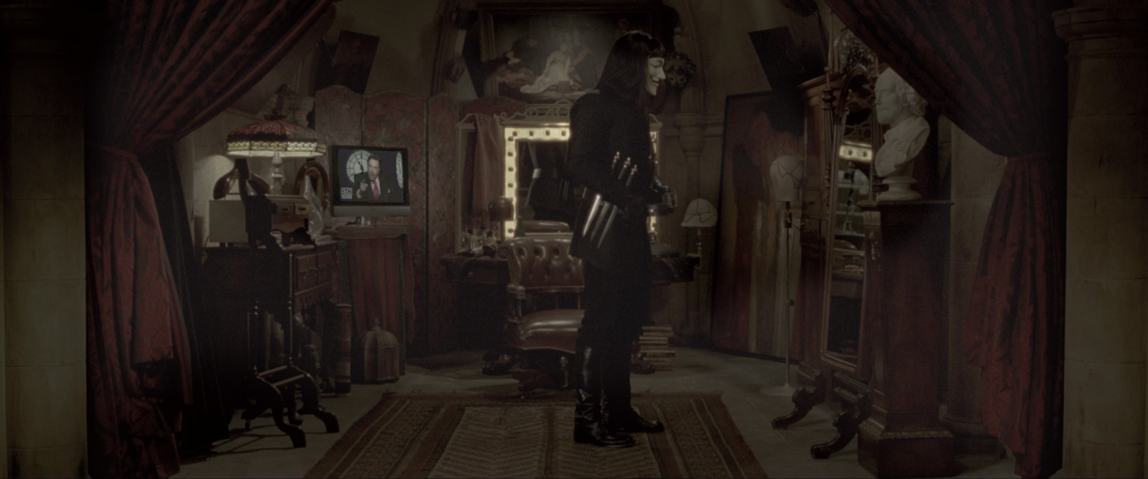 V for Vendetta (2006), wide, 2.39:1 — film still