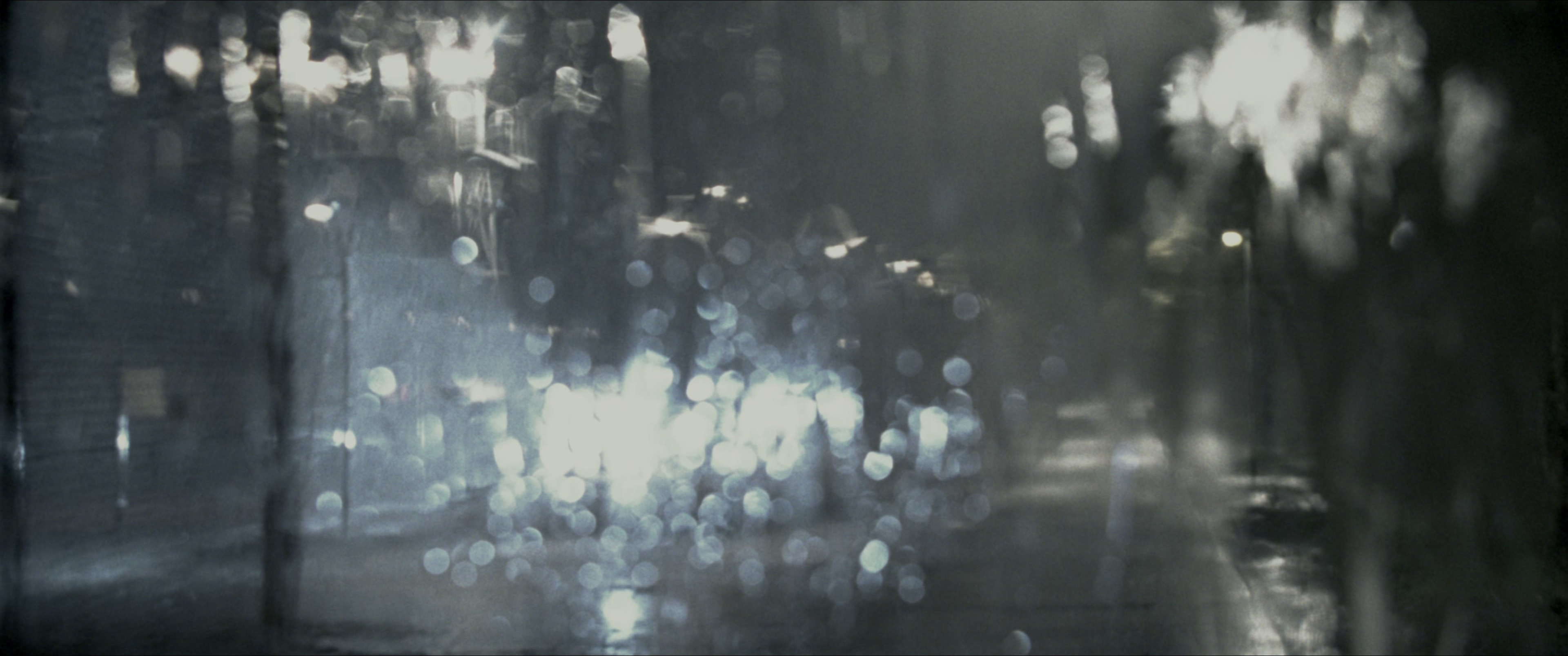 V for Vendetta (2006), wide, 2.39:1 — film still