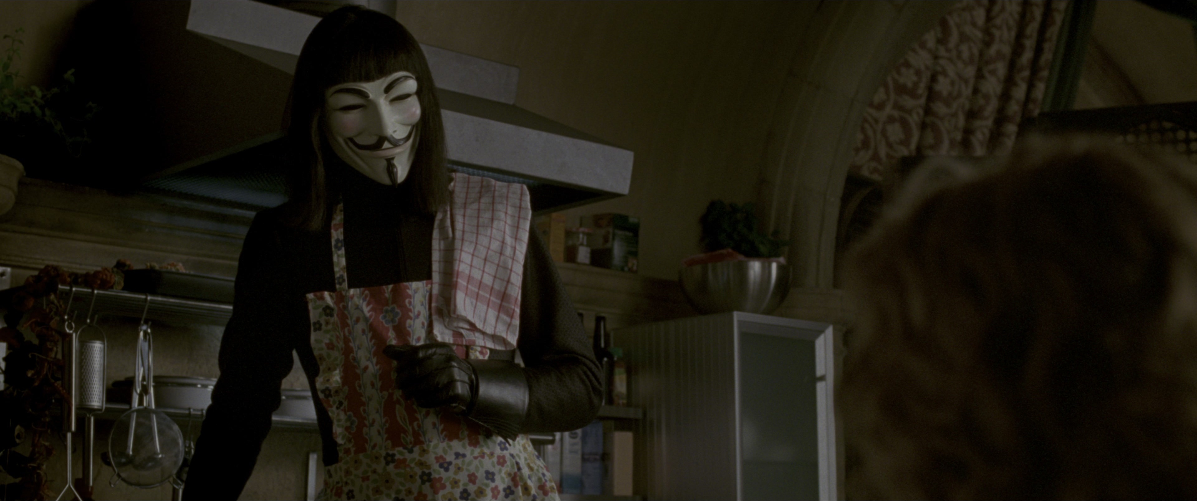 V for Vendetta (2006), wide, 2.39:1 — film still