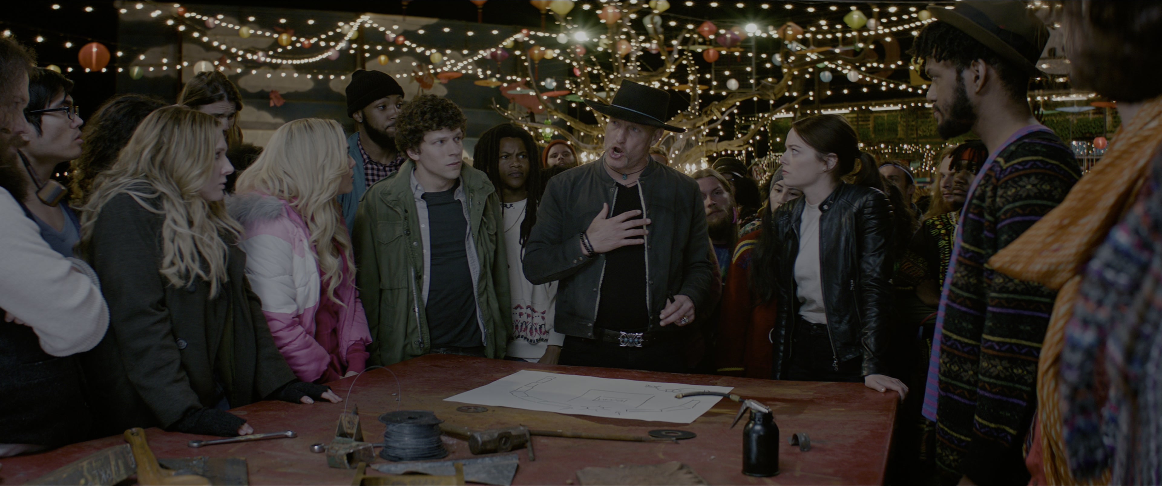 Zombieland: Double Tap (2019), wide, 2.39:1 — film still