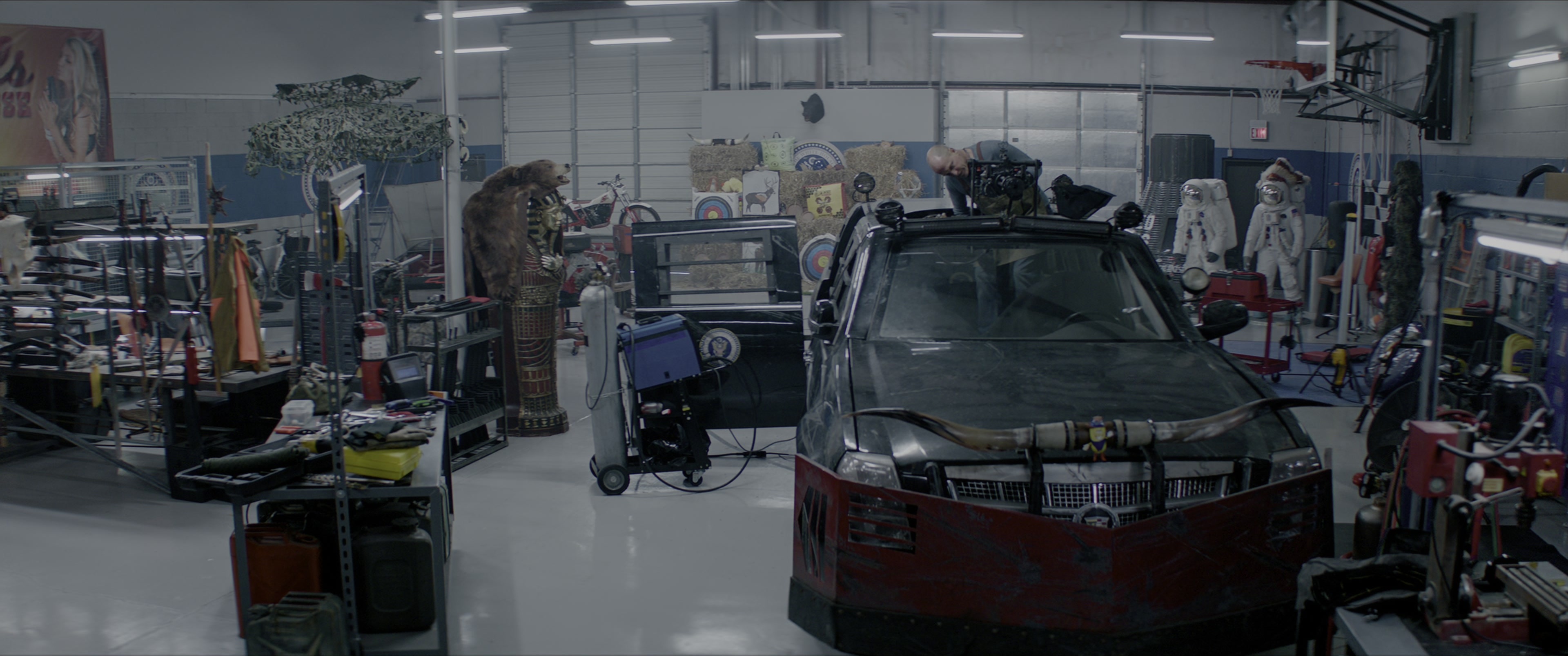 Zombieland: Double Tap (2019), wide, 2.39:1 — film still