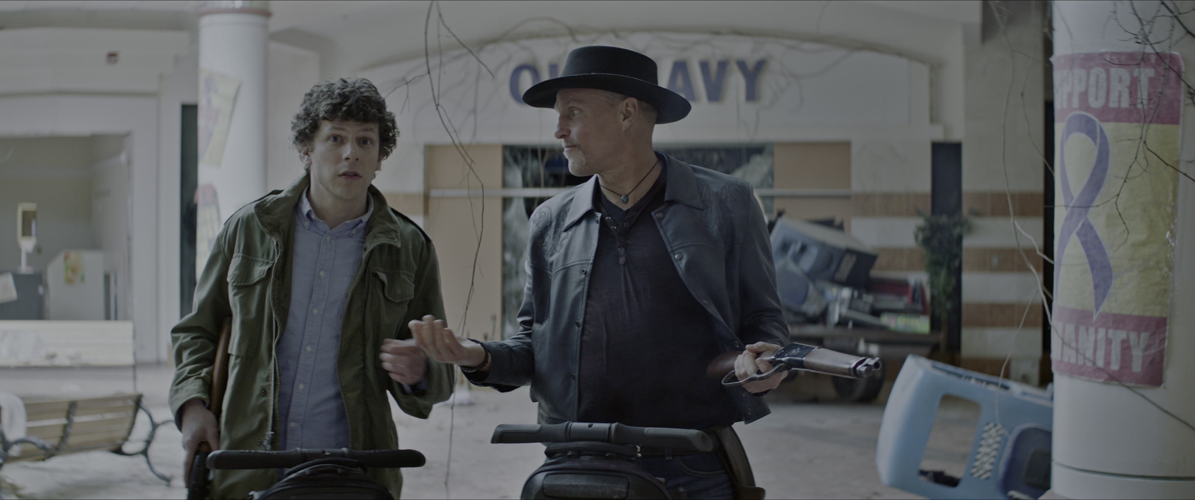 Zombieland: Double Tap (2019), wide, 2.39:1 — film still
