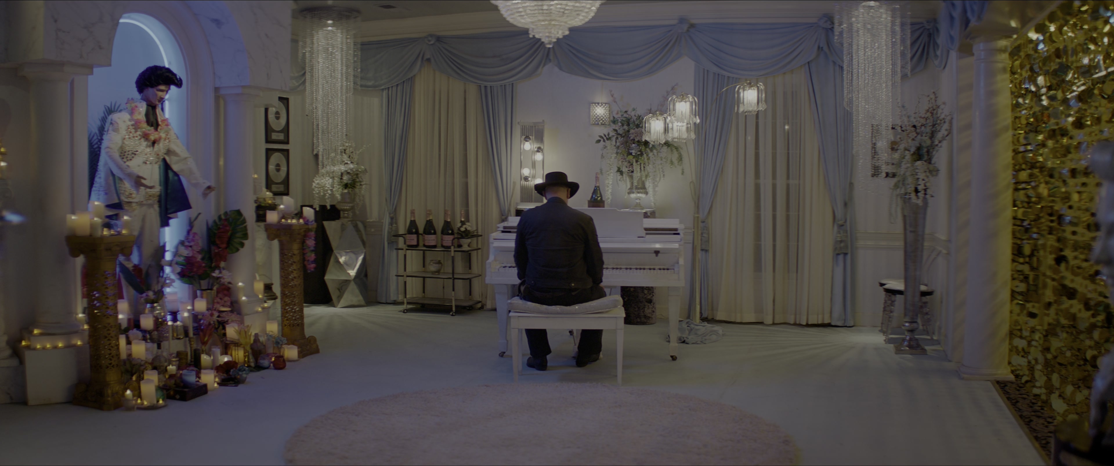 Zombieland: Double Tap (2019), wide, 2.39:1 — film still