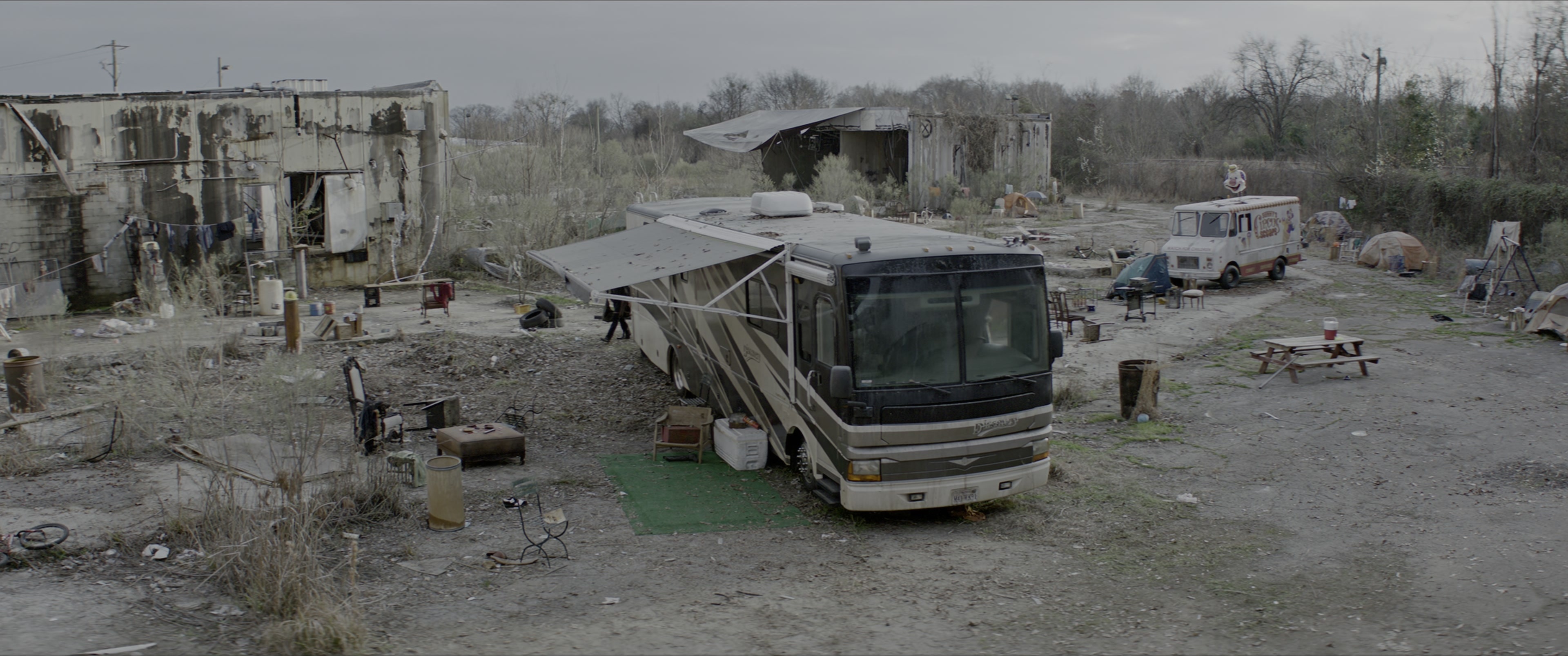 Zombieland: Double Tap (2019), wide, 2.39:1 — film still