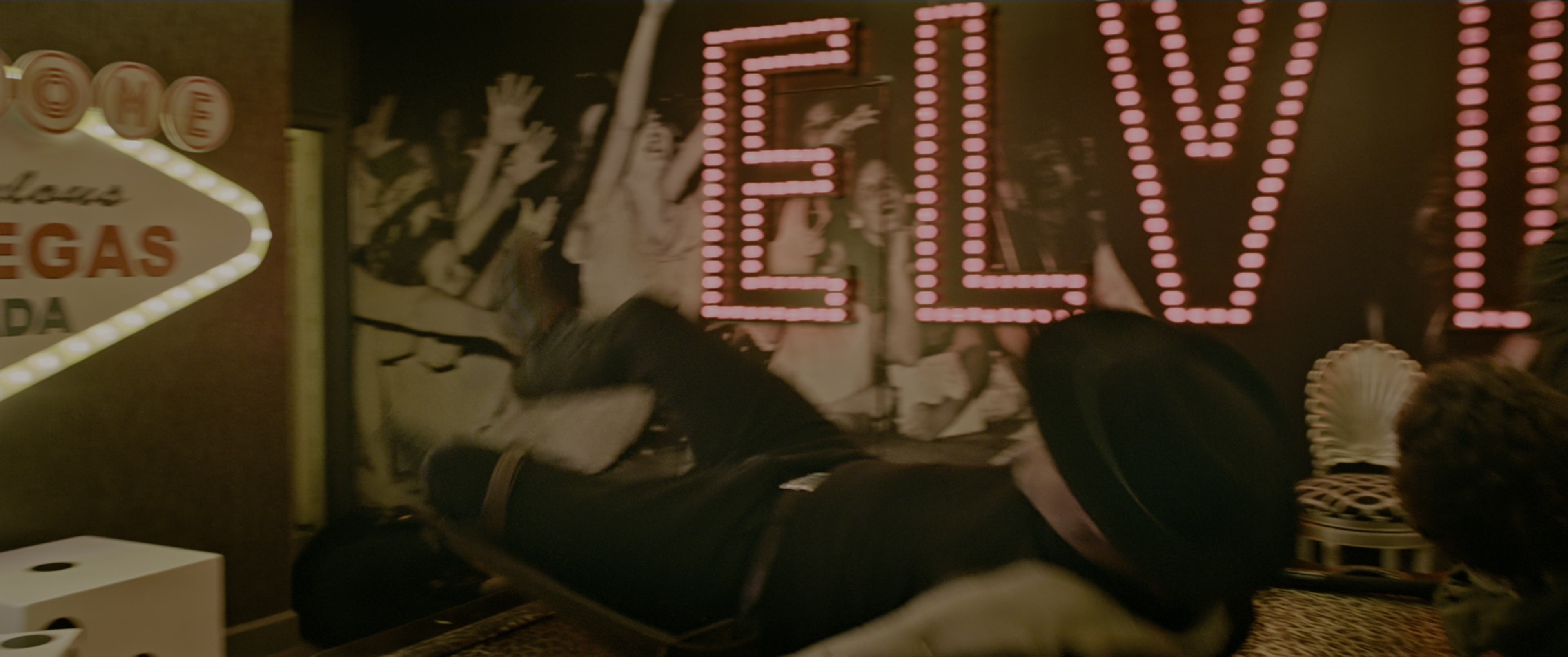 Zombieland: Double Tap (2019), wide, 2.39:1 — film still