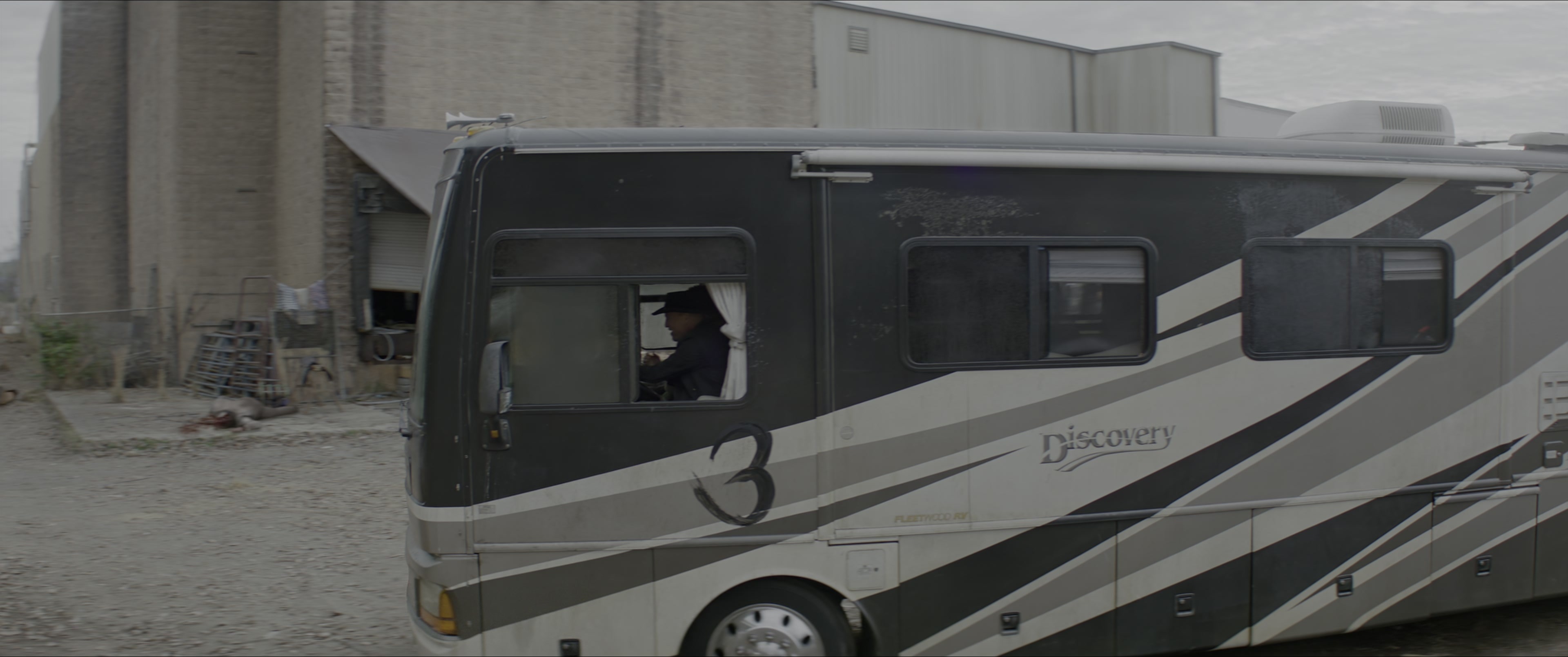 Zombieland: Double Tap (2019), wide, 2.39:1 — film still