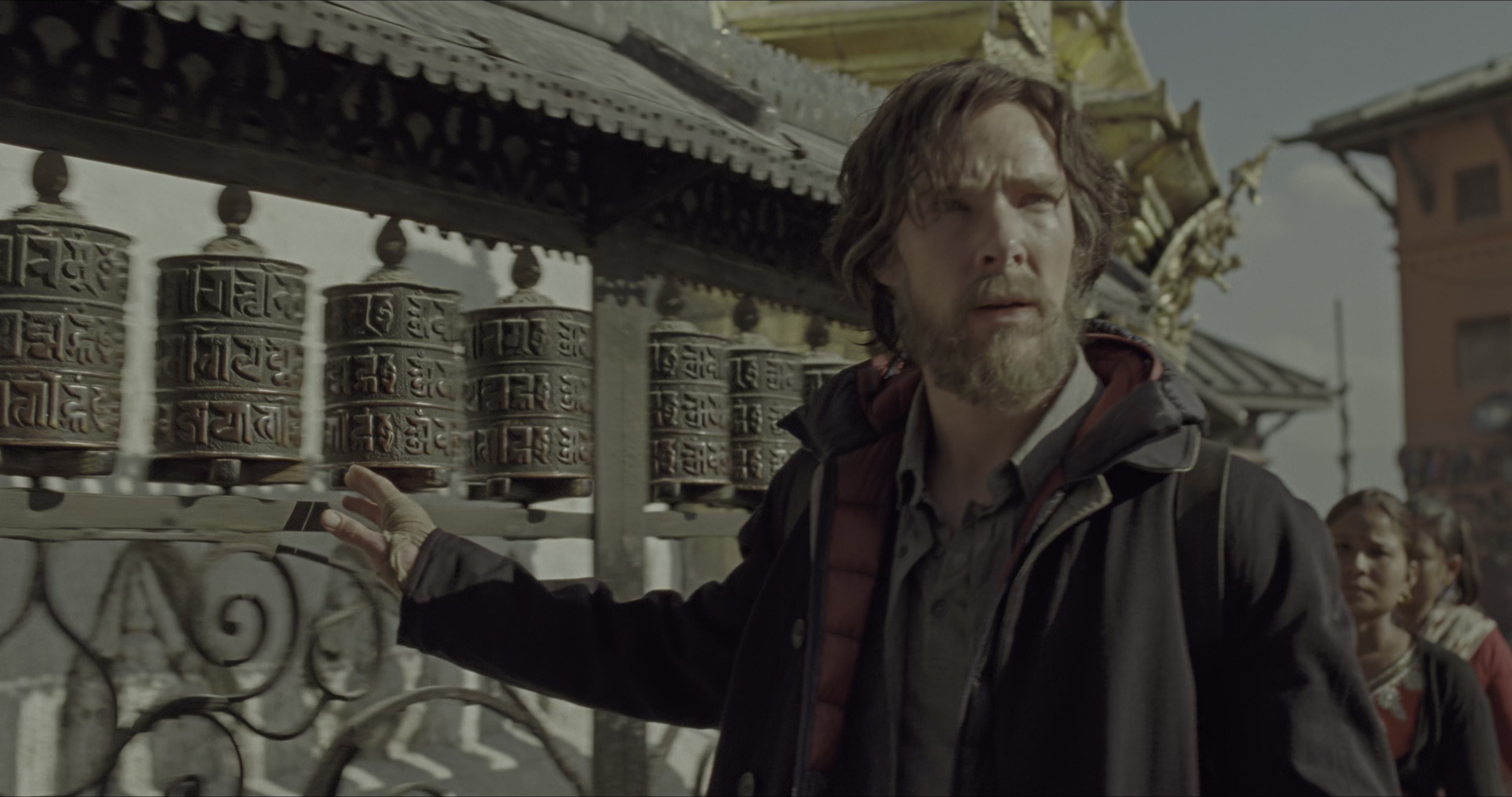 Doctor Strange (2016), wide, 1.90:1 — film still