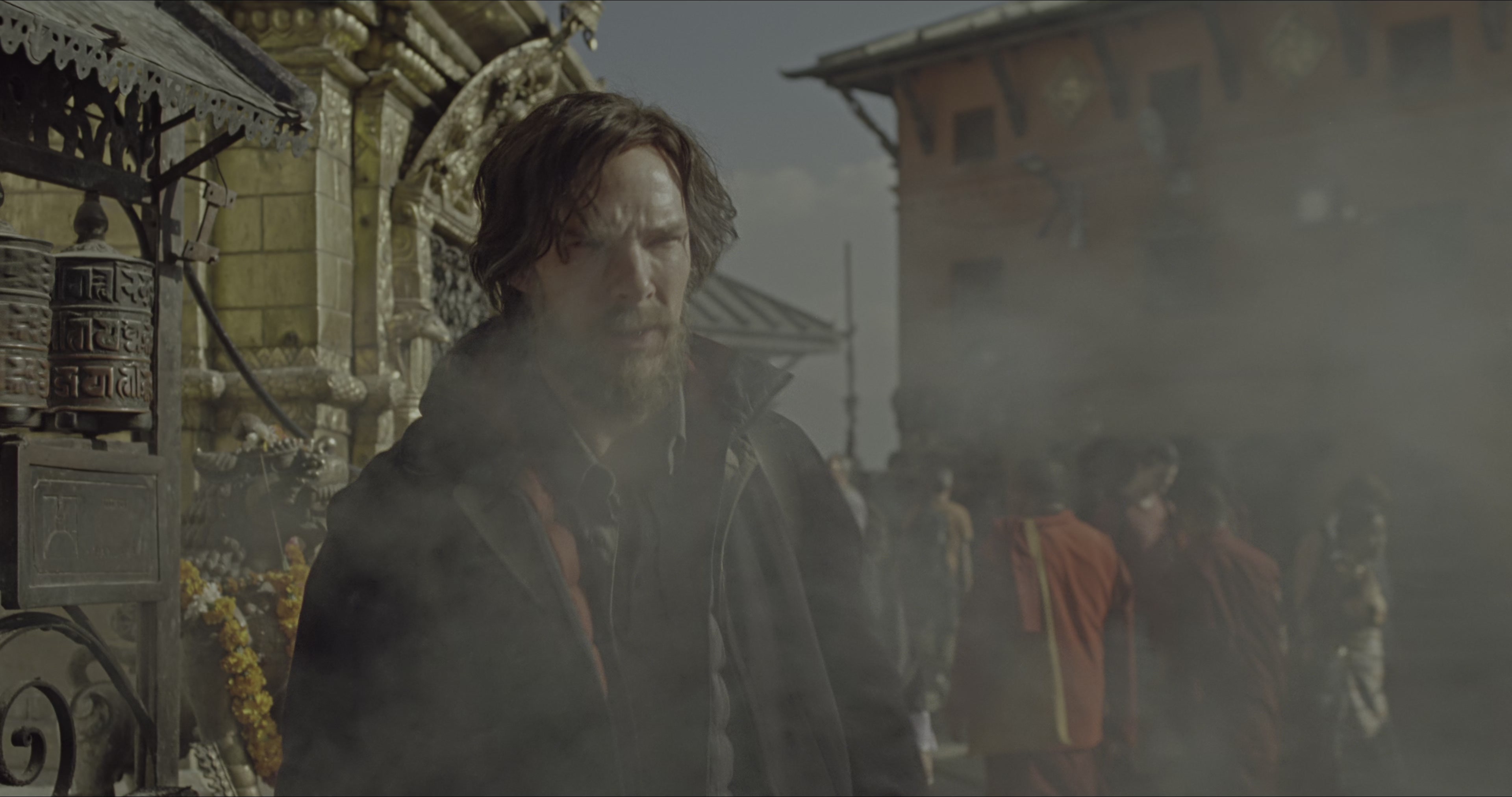 Doctor Strange (2016), wide, 1.90:1 — film still