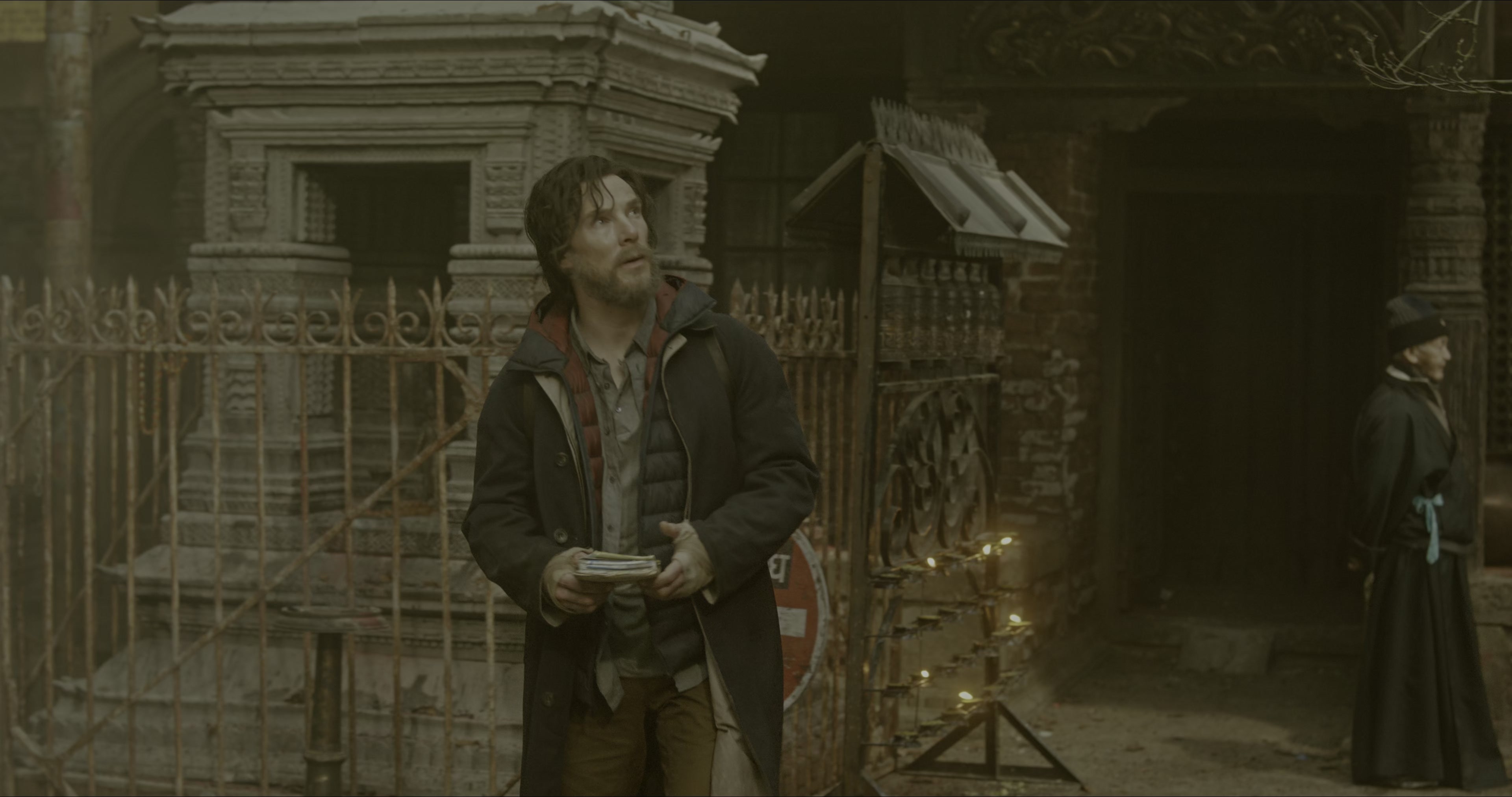 Doctor Strange (2016), wide, 1.90:1 — film still