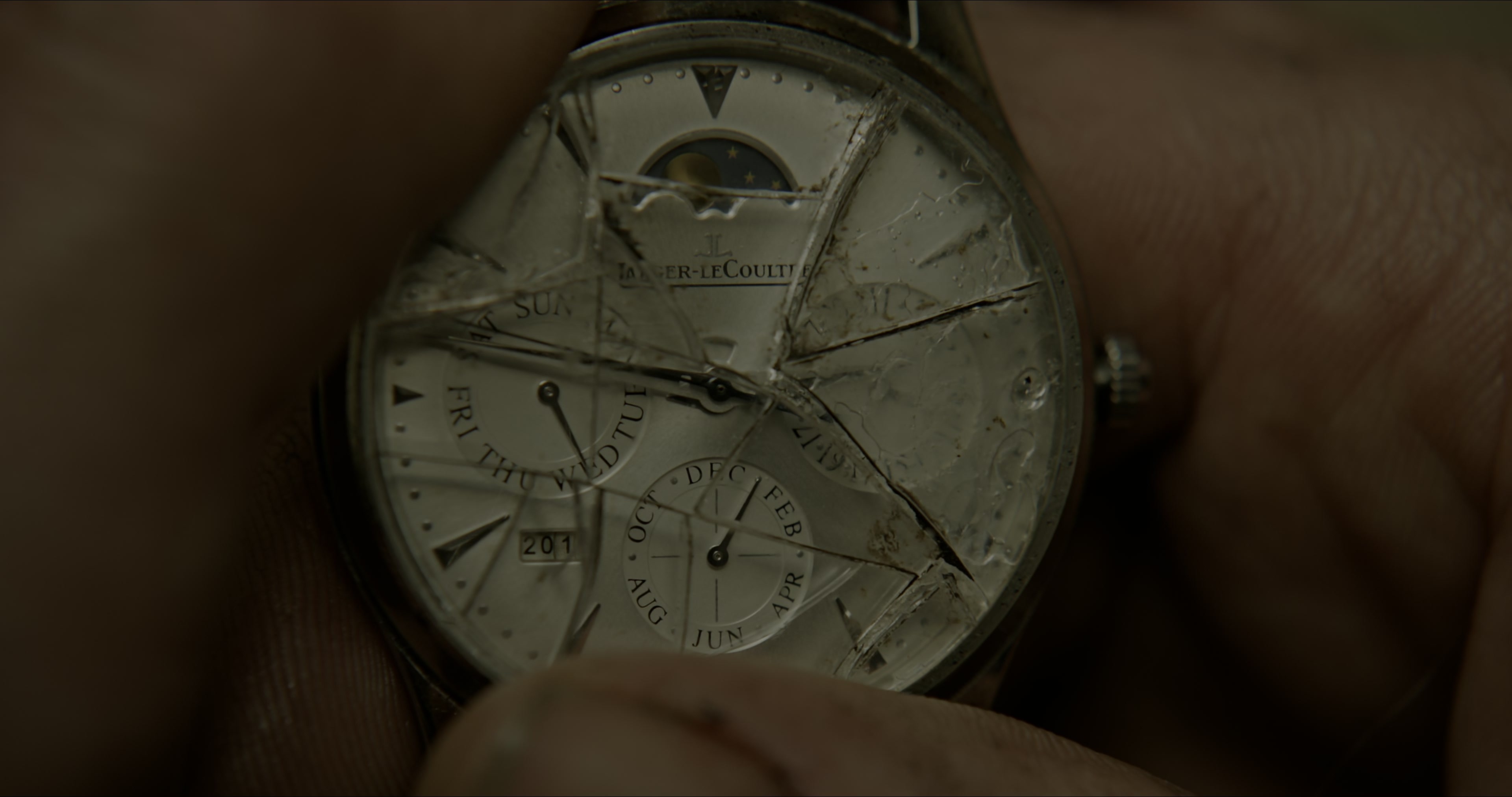 Doctor Strange (2016), close, 1.90:1 — film still