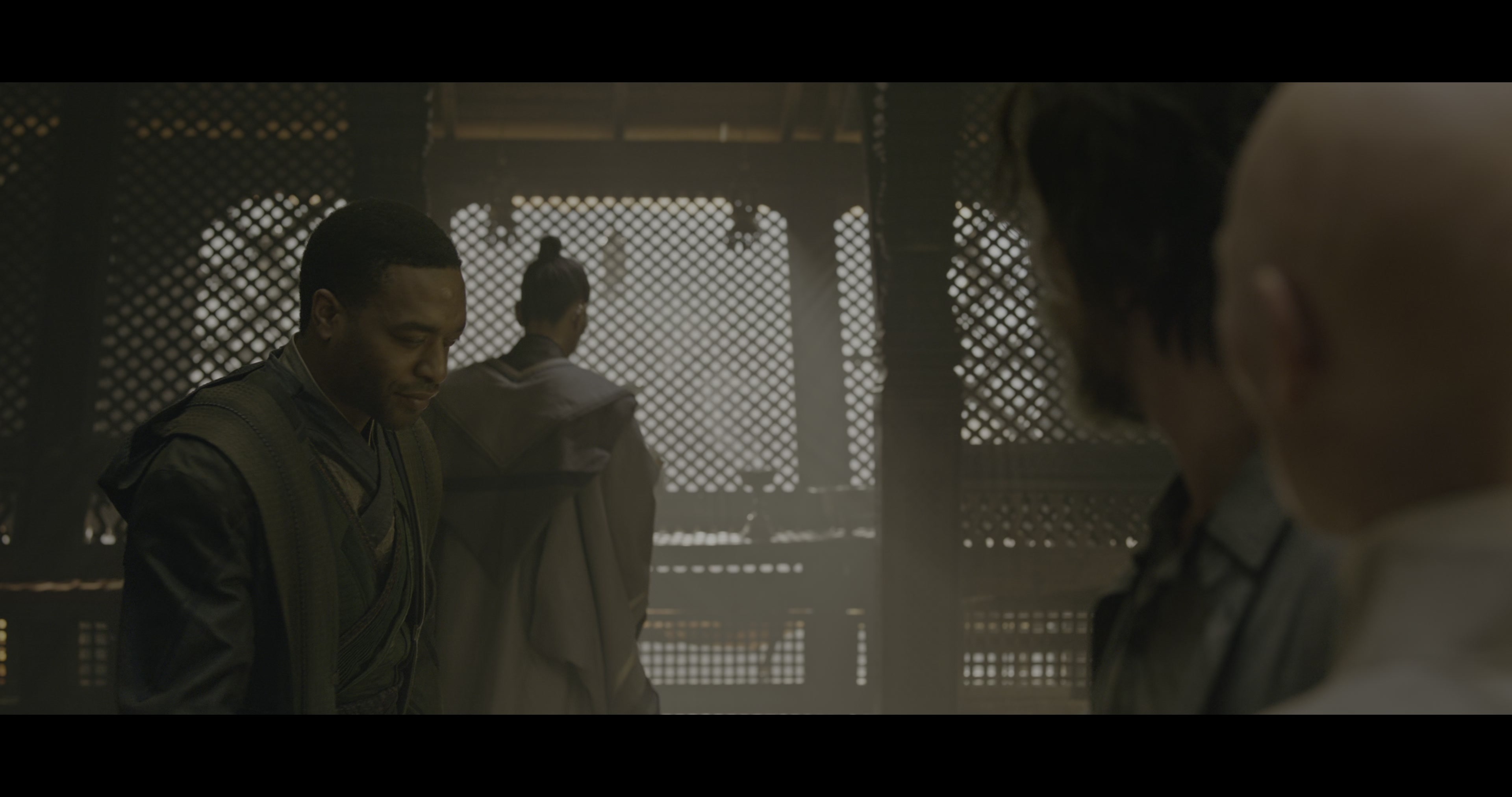 Doctor Strange (2016), wide, 1.90:1 — film still