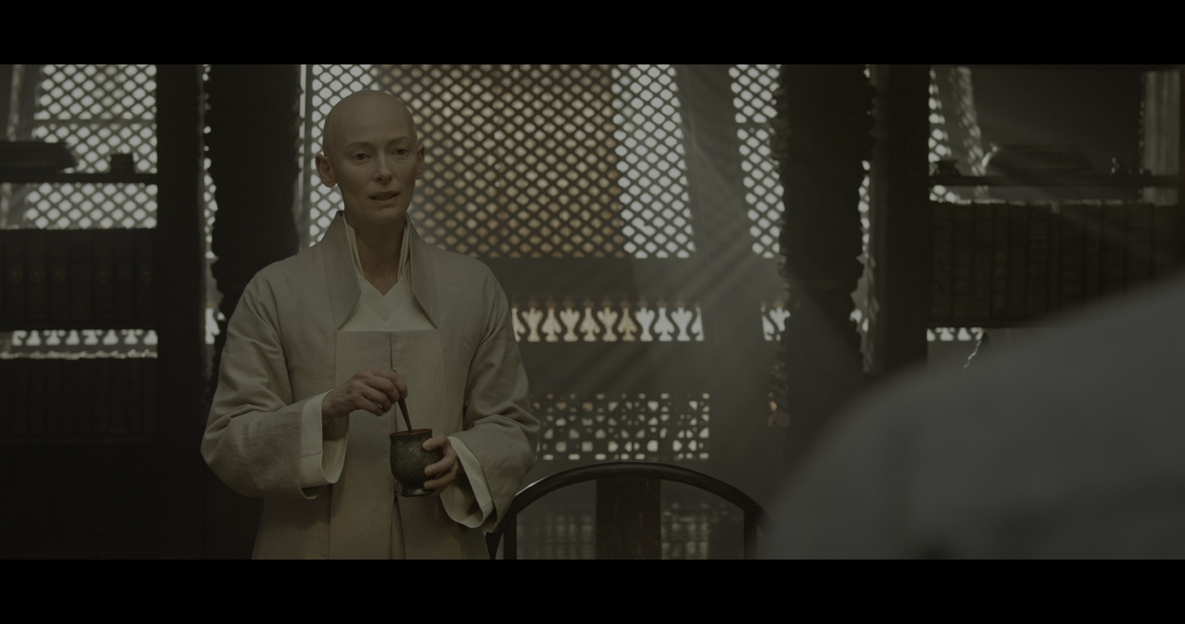 Doctor Strange (2016), wide, 1.90:1 — film still