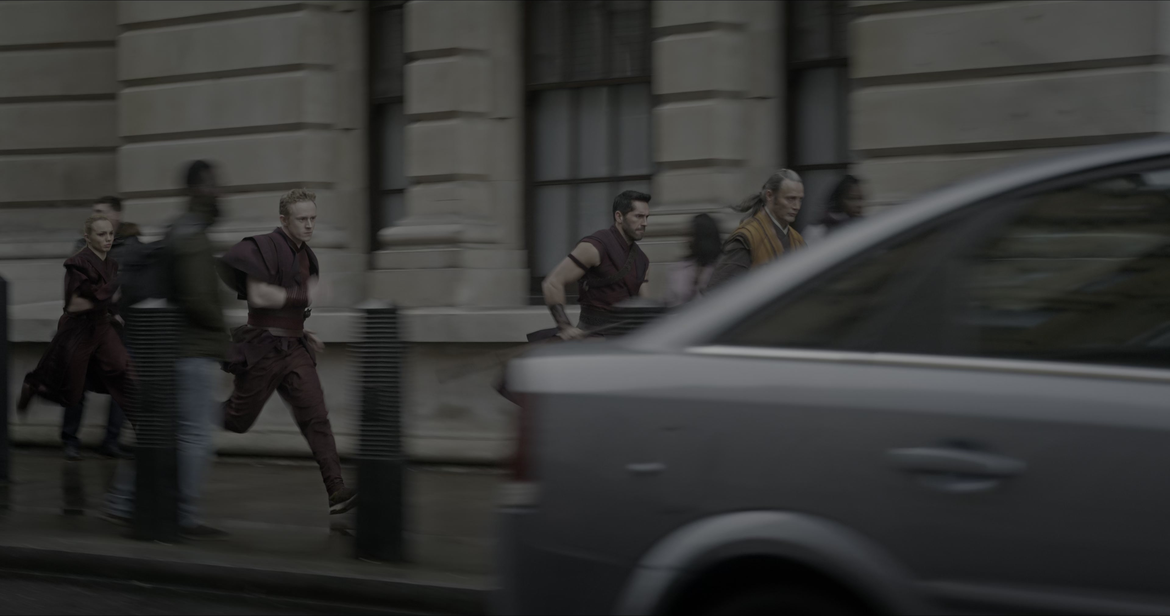 Doctor Strange (2016), wide, 1.90:1 — film still