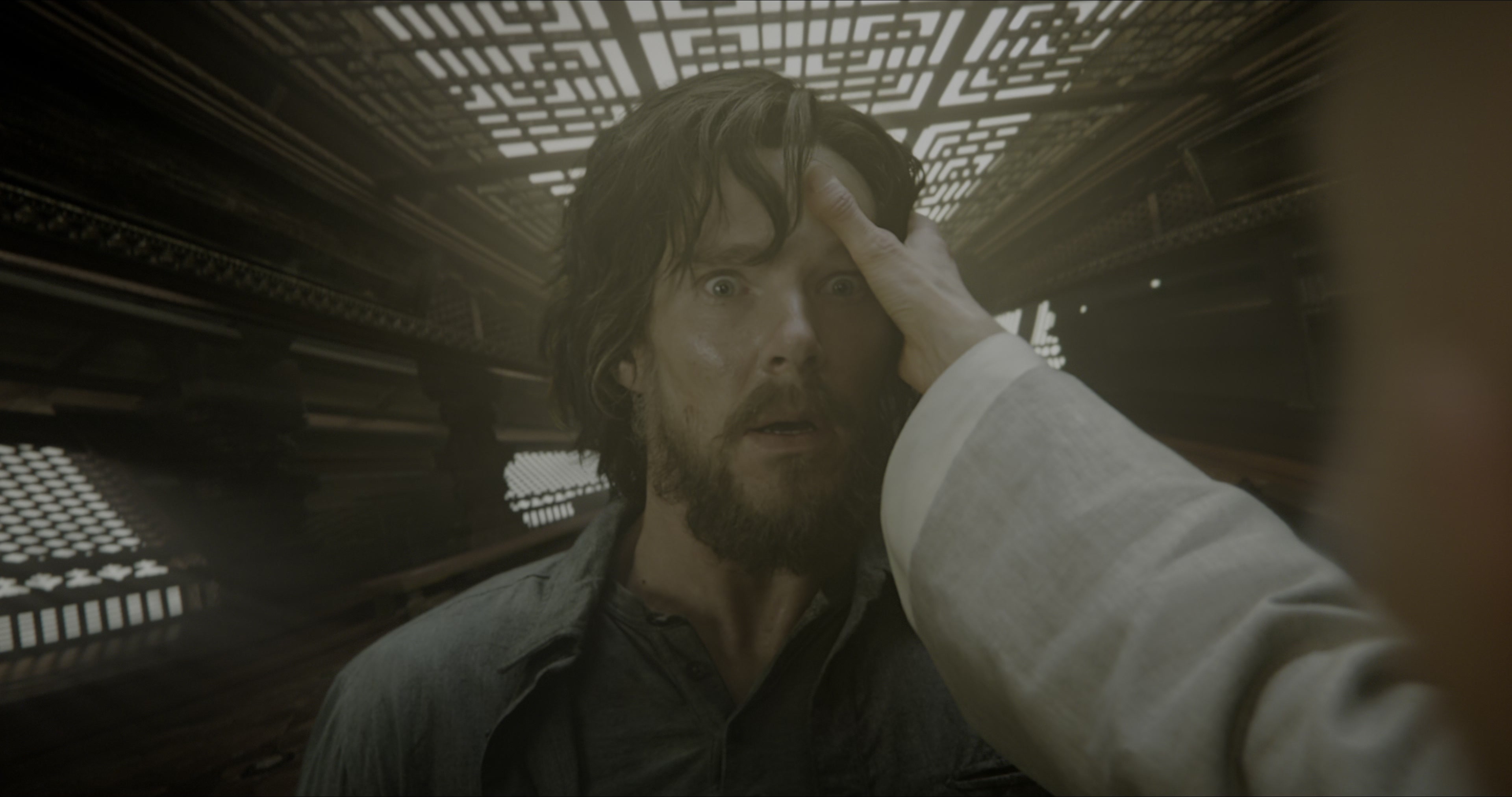 Doctor Strange (2016), wide, 1.90:1 — film still