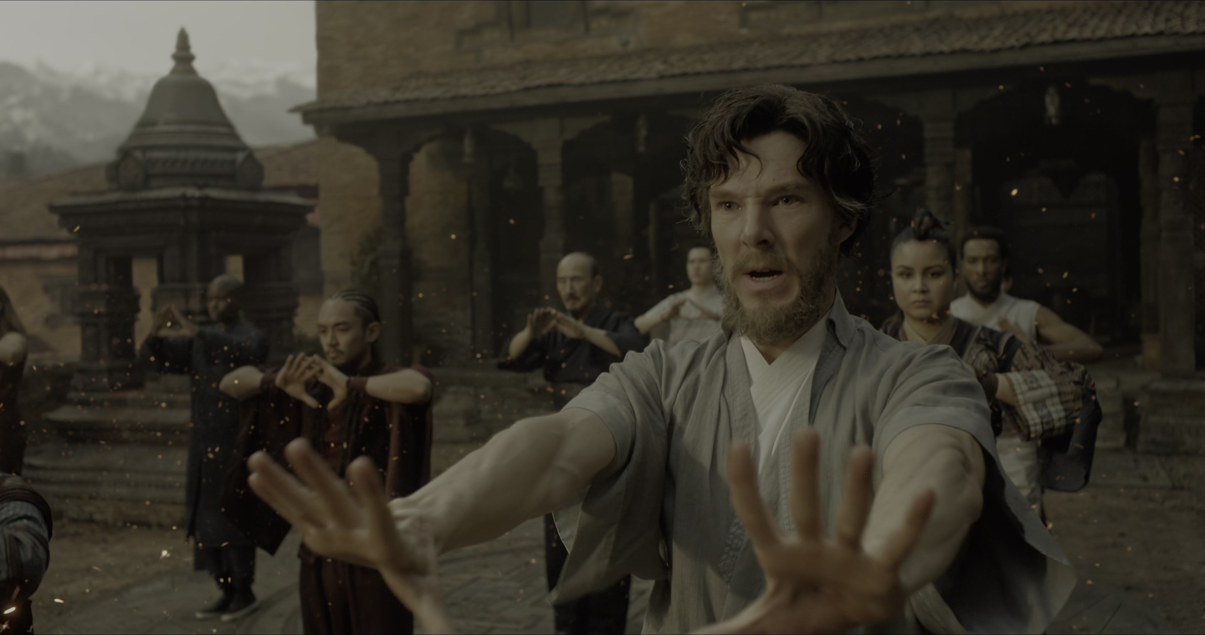 Doctor Strange (2016), wide, 1.90:1 — film still