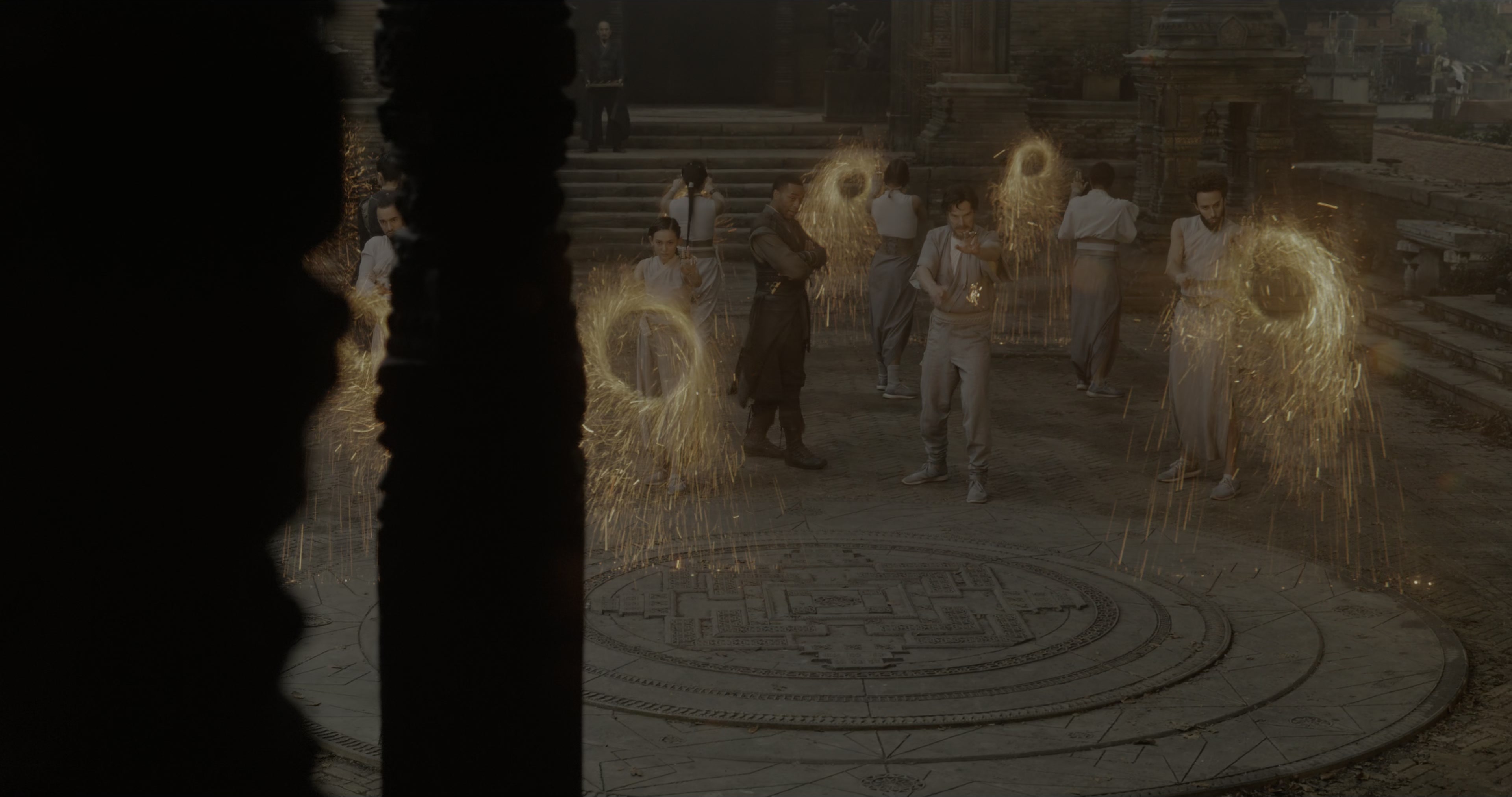 Doctor Strange (2016), wide, 1.90:1 — film still