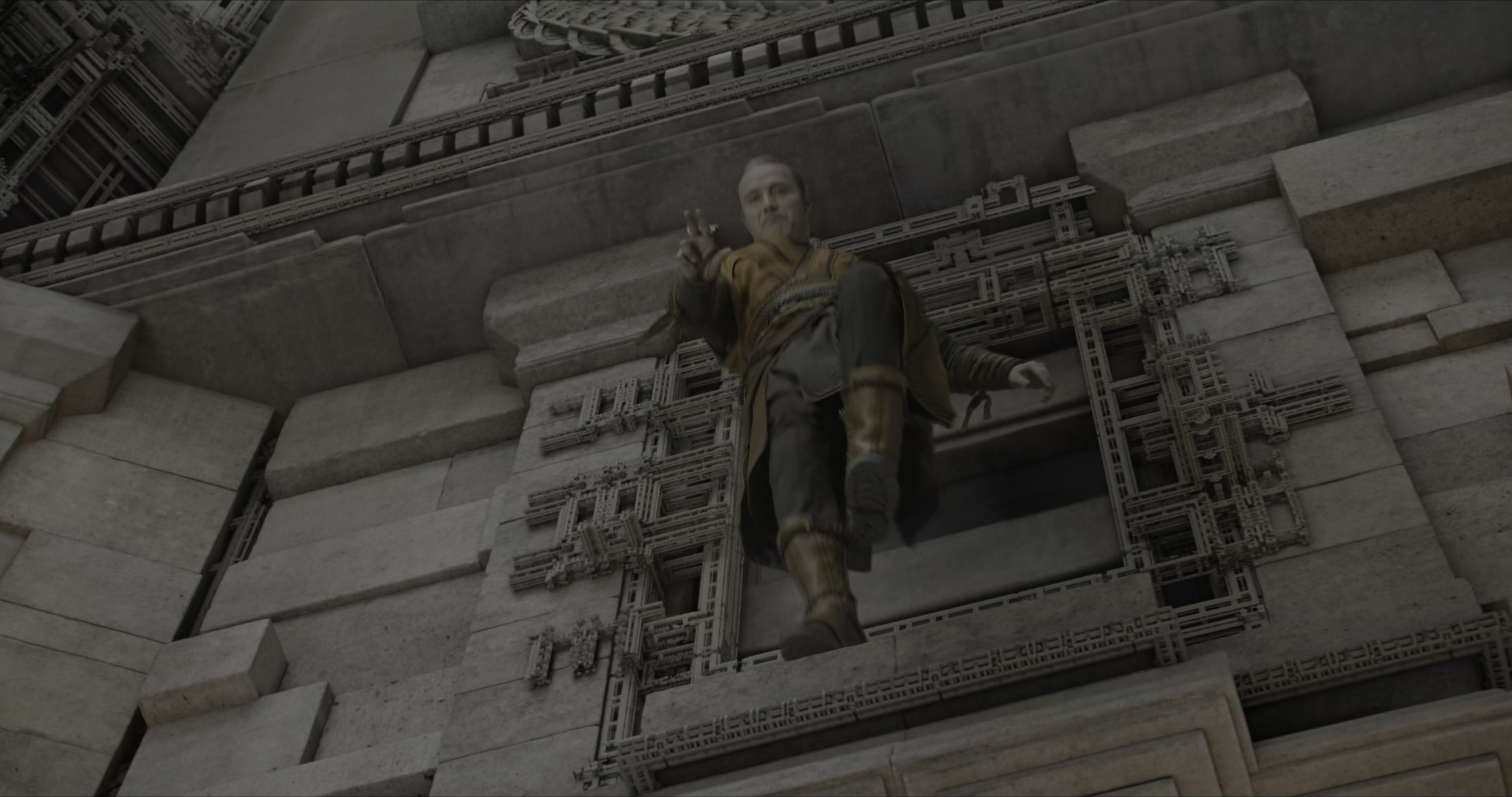 Doctor Strange (2016), wide, 1.90:1 — film still