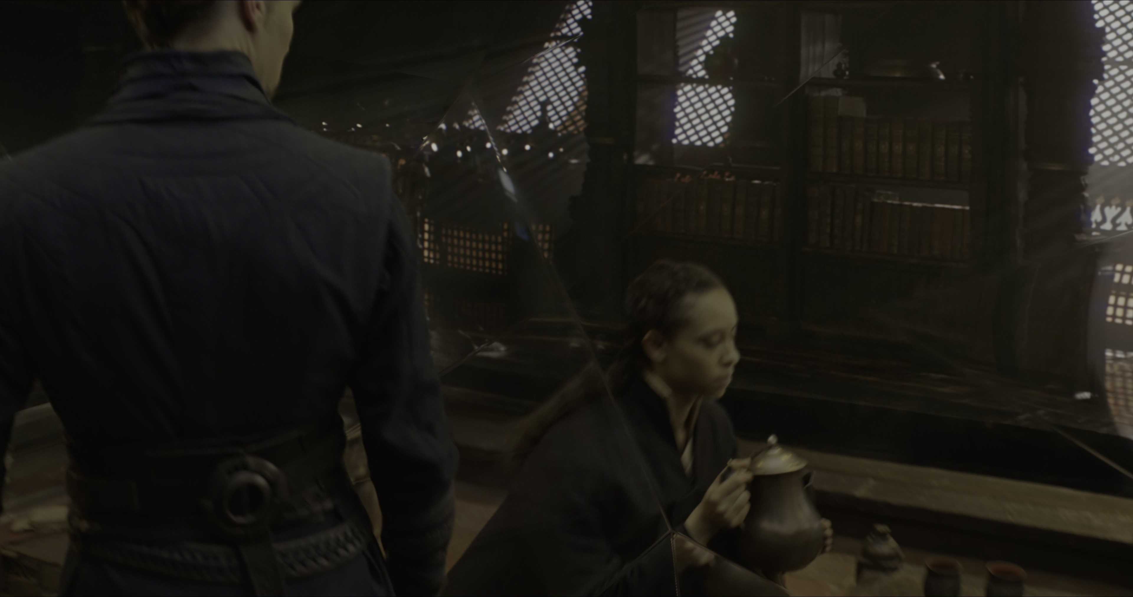 Doctor Strange (2016), wide, 1.90:1 — film still