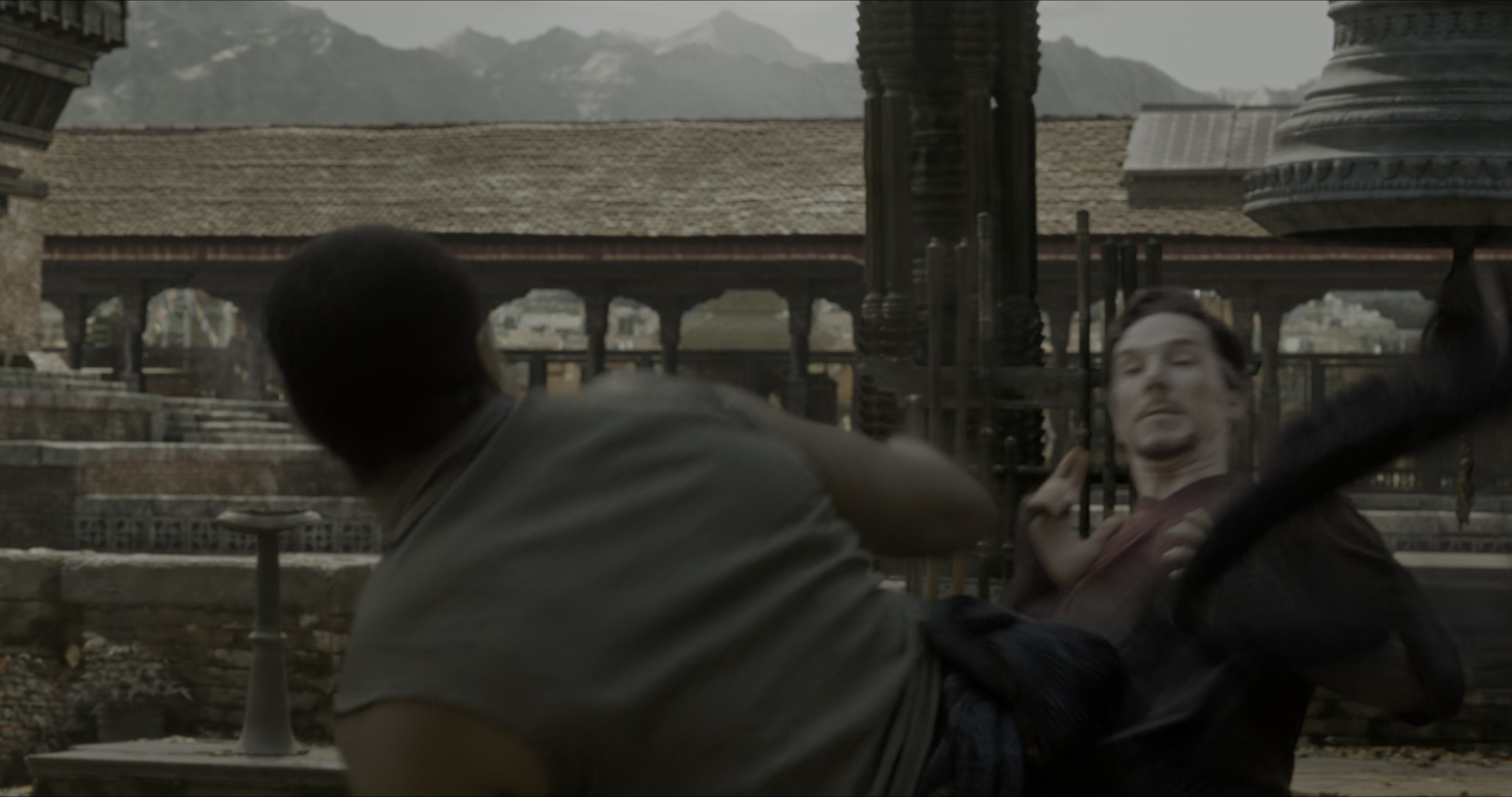 Doctor Strange (2016), wide, 1.90:1 — film still