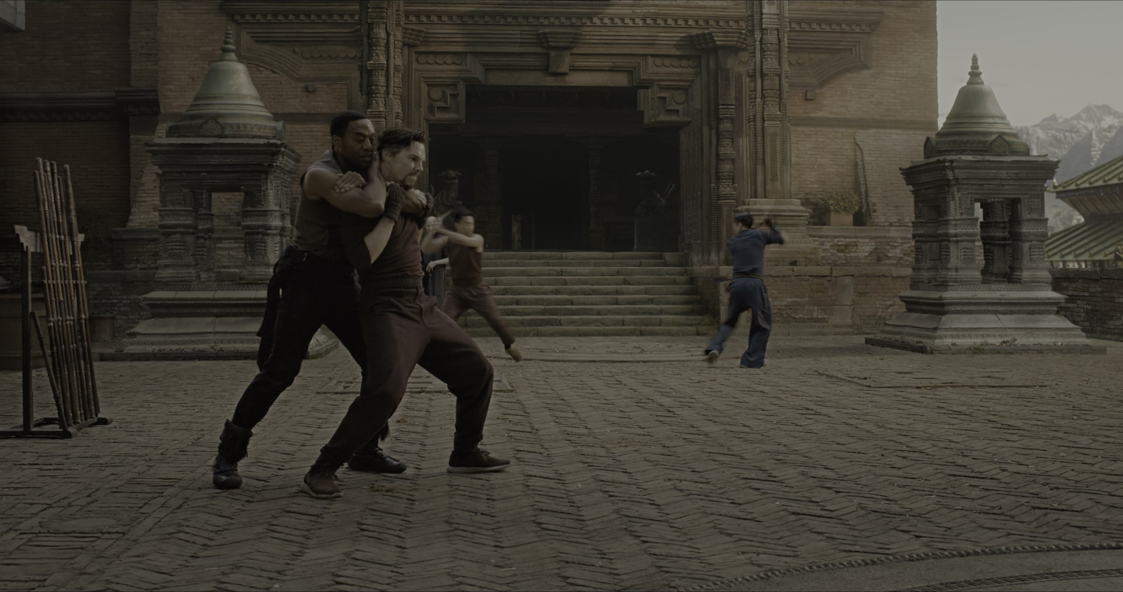 Doctor Strange (2016), wide, 1.90:1 — film still