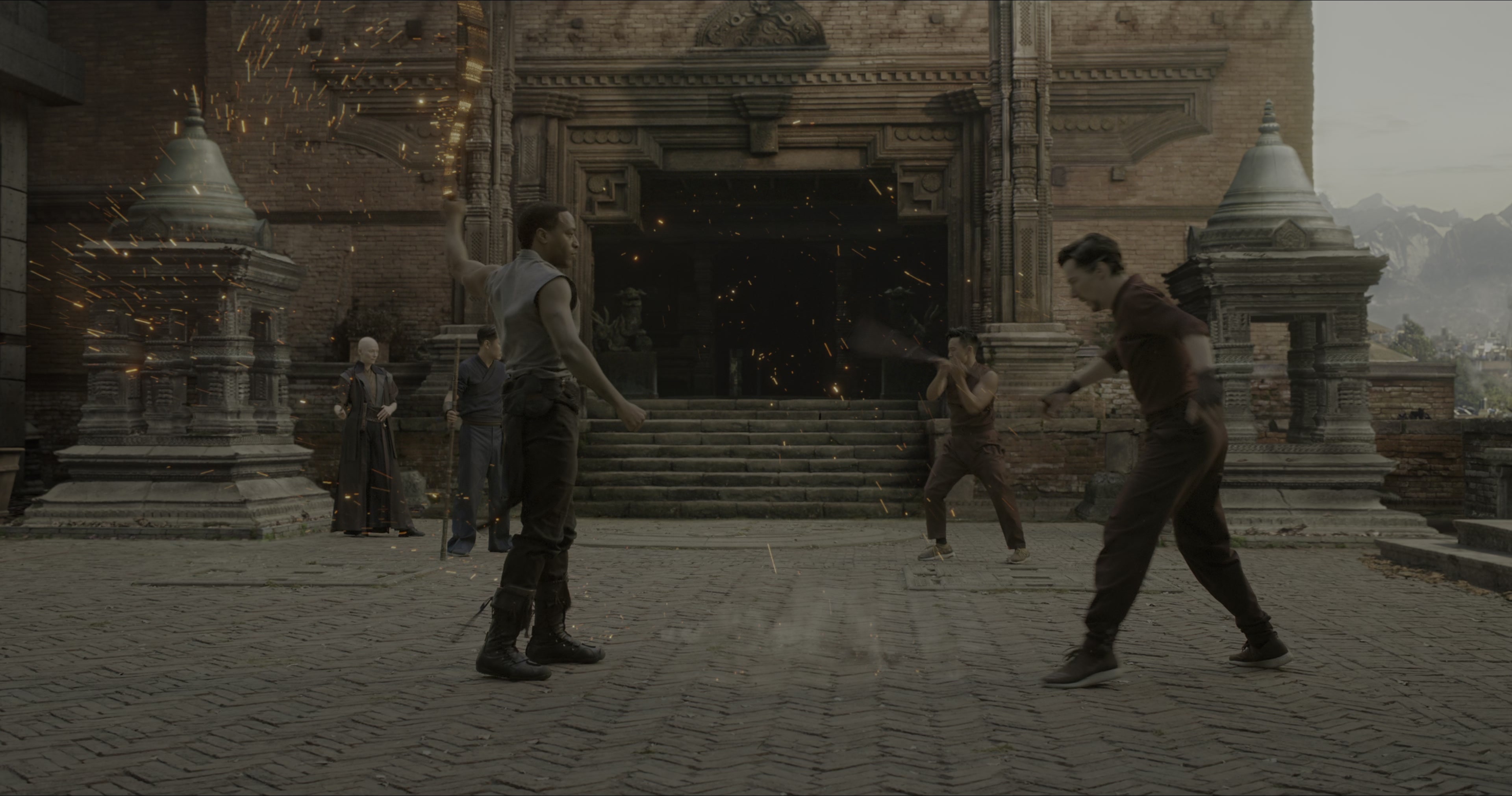 Doctor Strange (2016), wide, 1.90:1 — film still