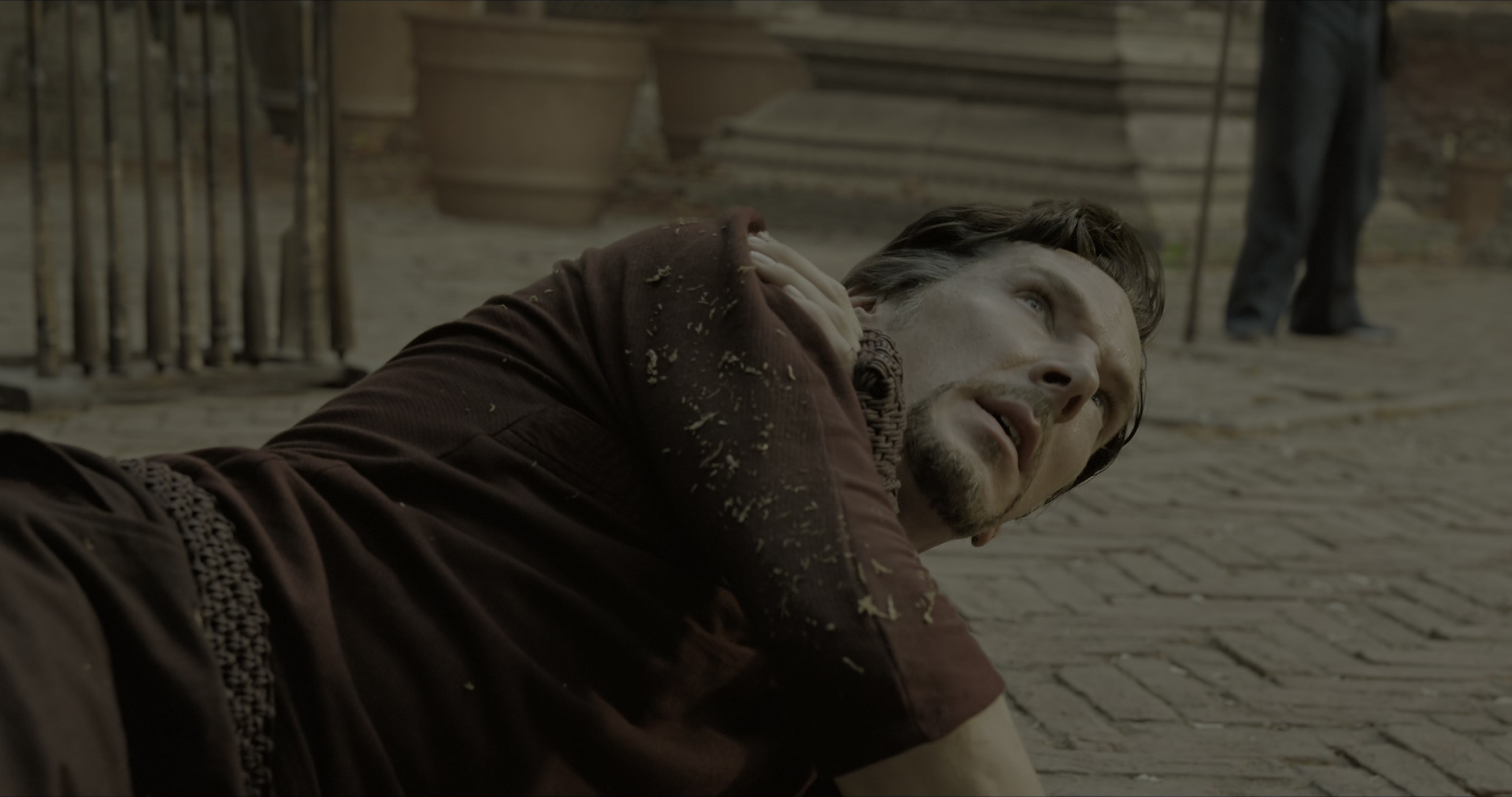 Doctor Strange (2016), wide, 1.90:1 — film still