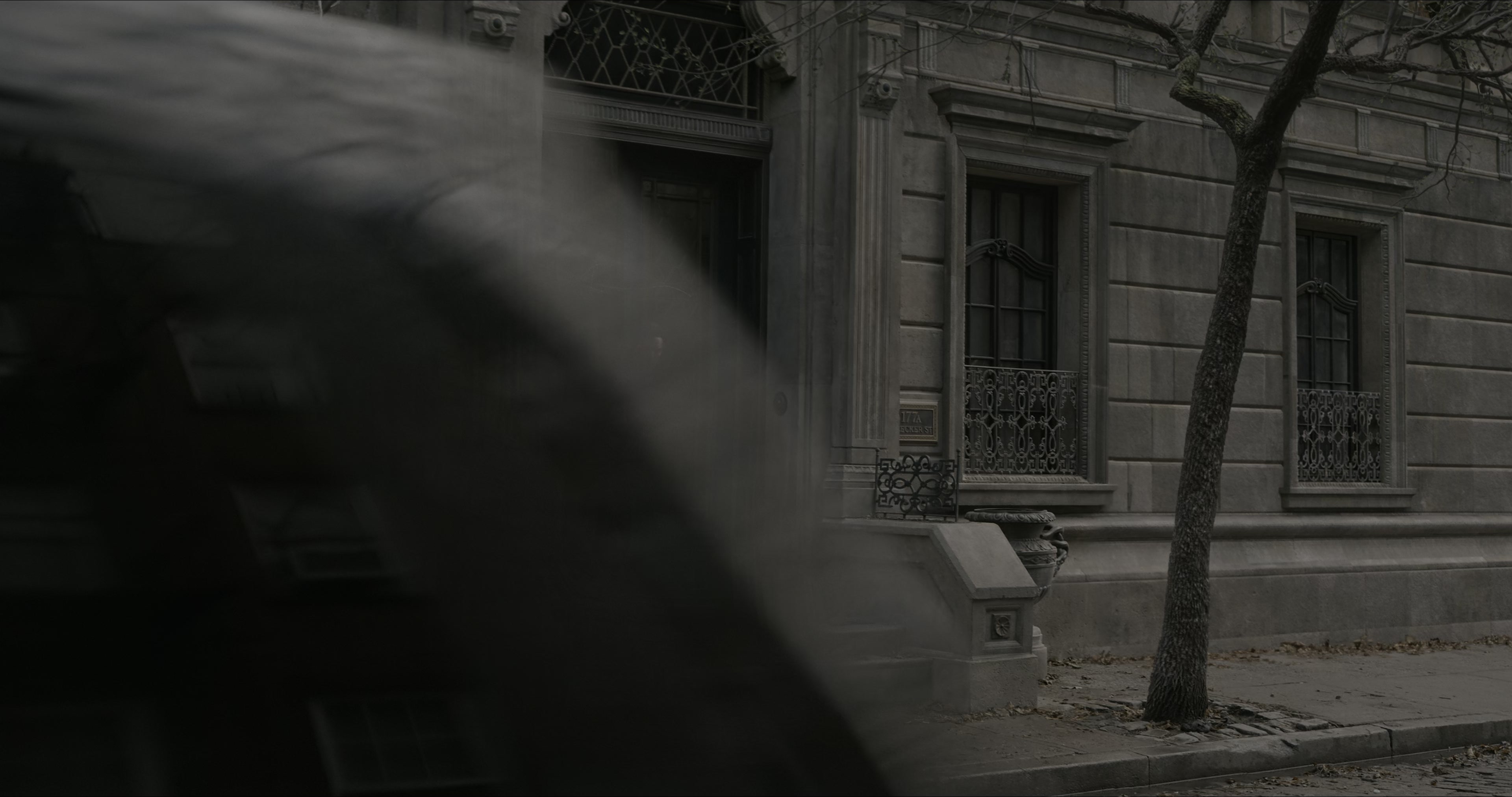 Doctor Strange (2016), wide, 1.90:1 — film still