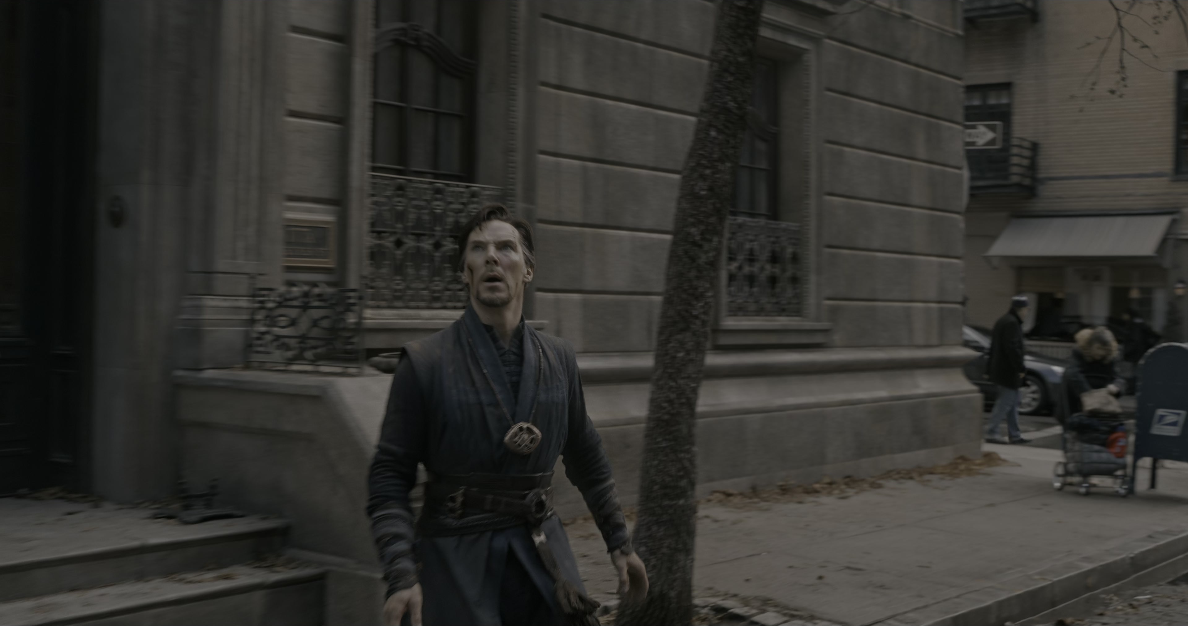 Doctor Strange (2016), wide, 1.90:1 — film still