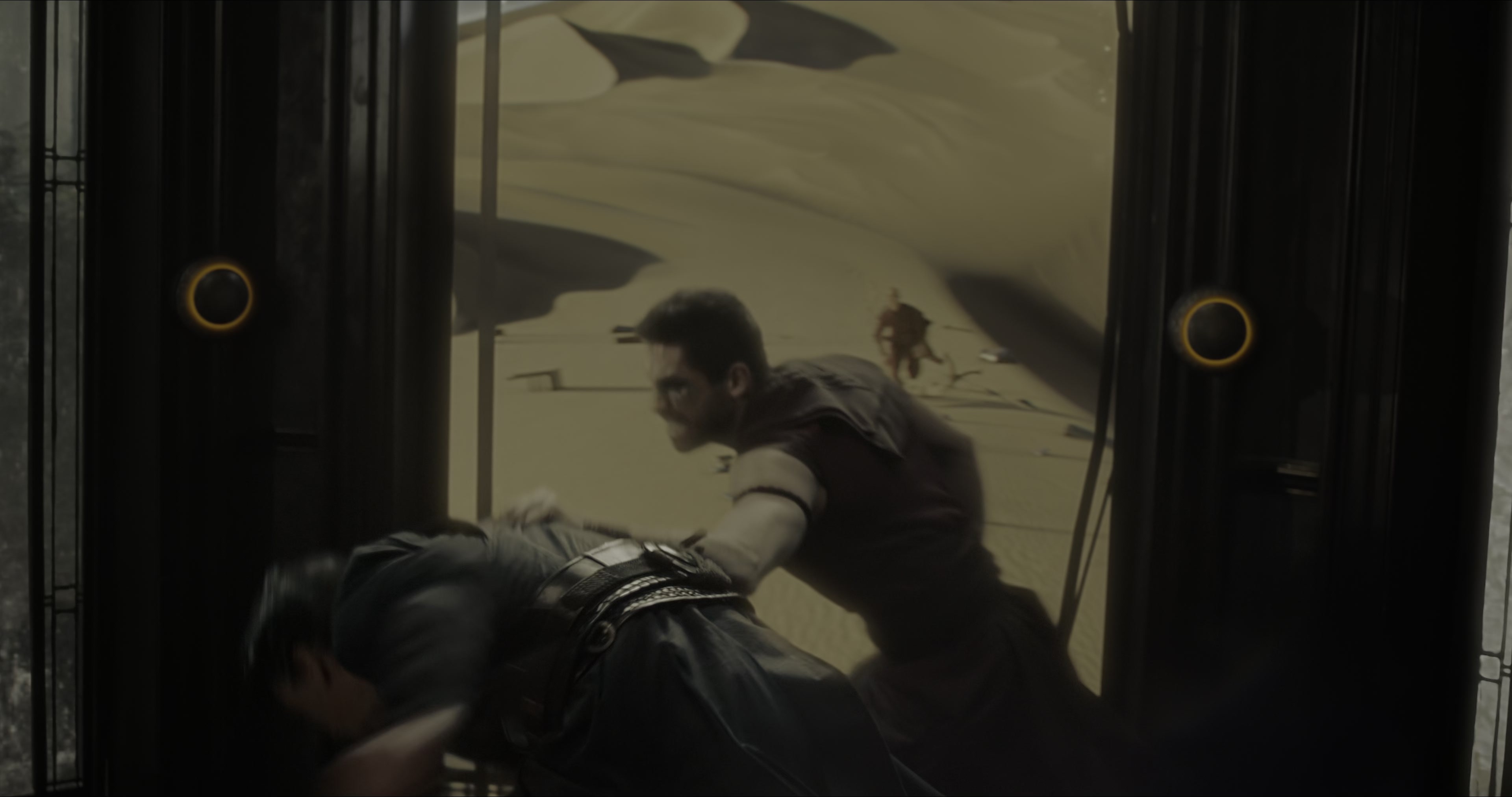 Doctor Strange (2016), wide, 1.90:1 — film still