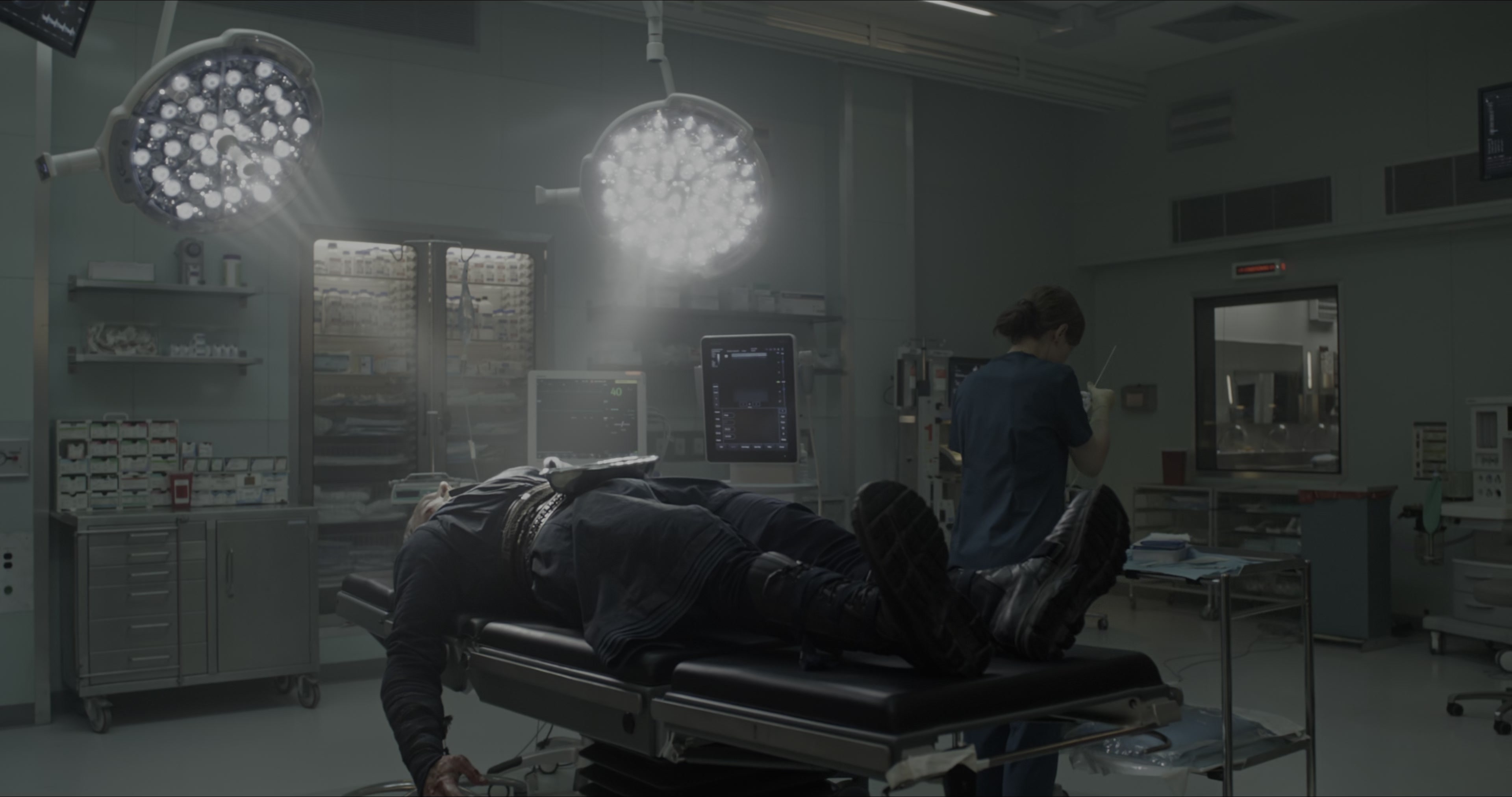 Doctor Strange (2016), wide, 1.90:1 — film still