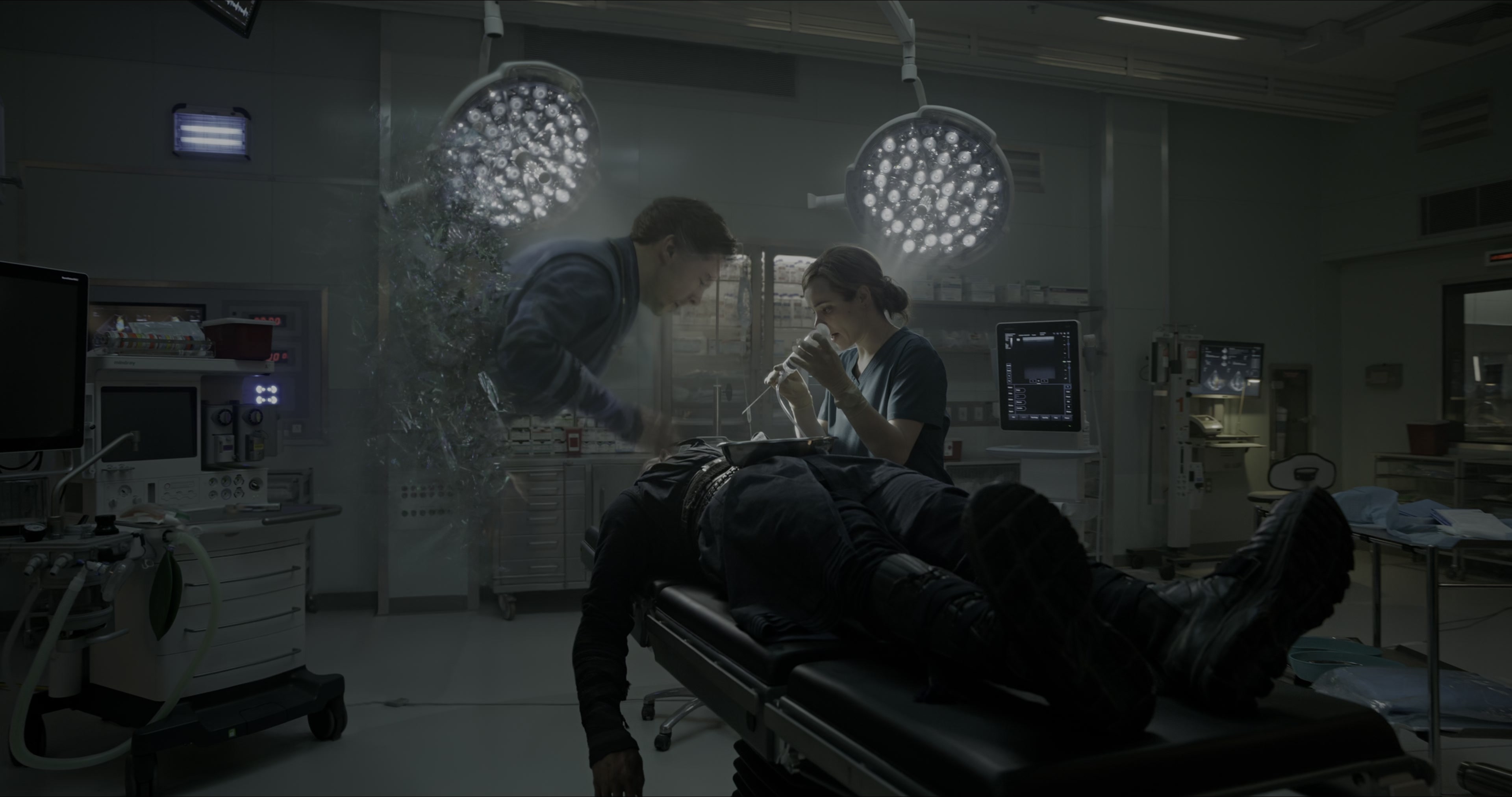 Doctor Strange (2016), wide, 1.90:1 — film still