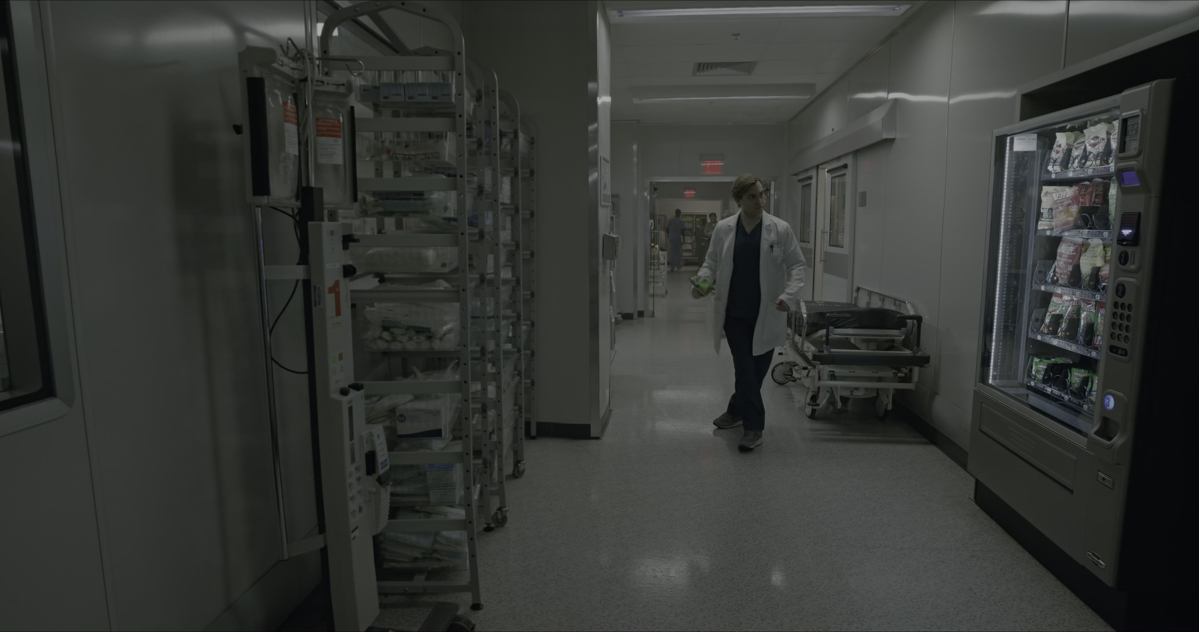 Doctor Strange (2016), wide, 1.90:1 — film still