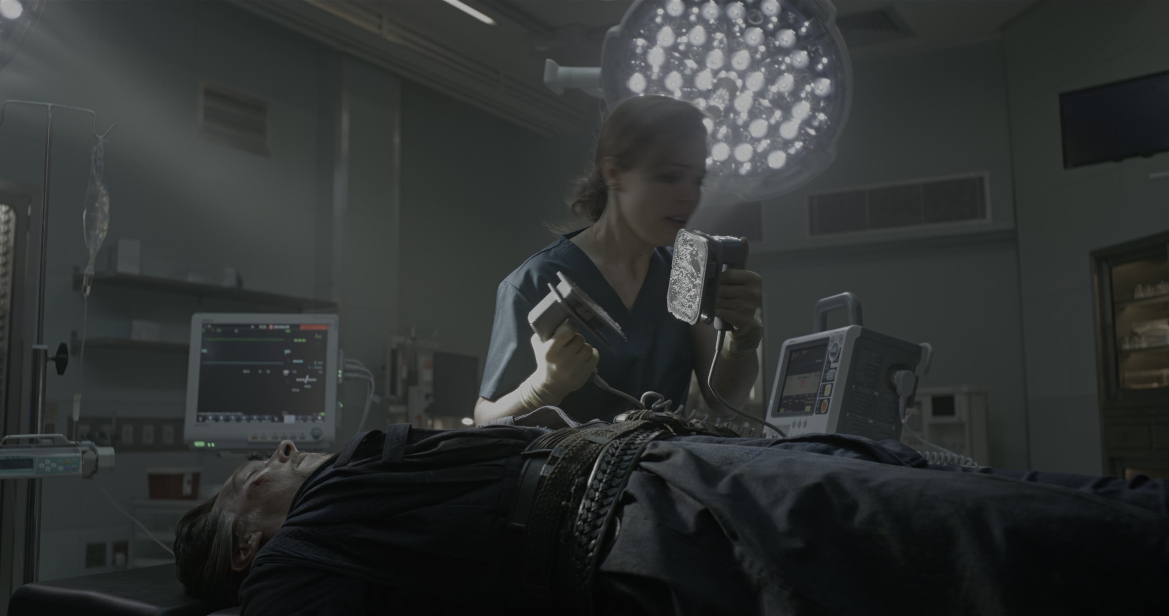Doctor Strange (2016), wide, 1.90:1 — film still