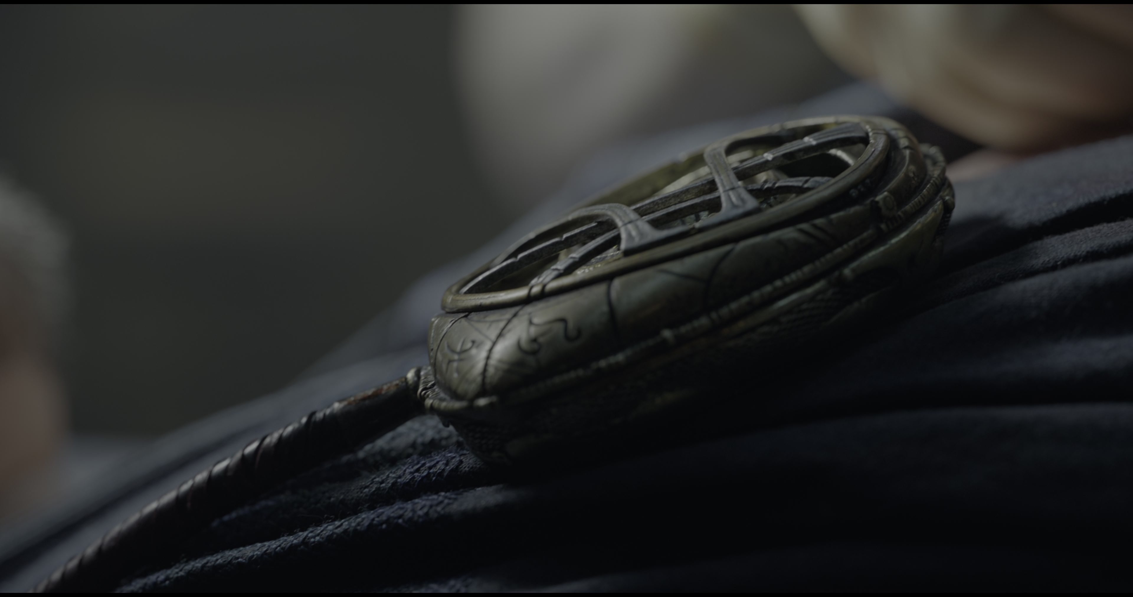 Doctor Strange (2016), wide, 1.90:1 — film still