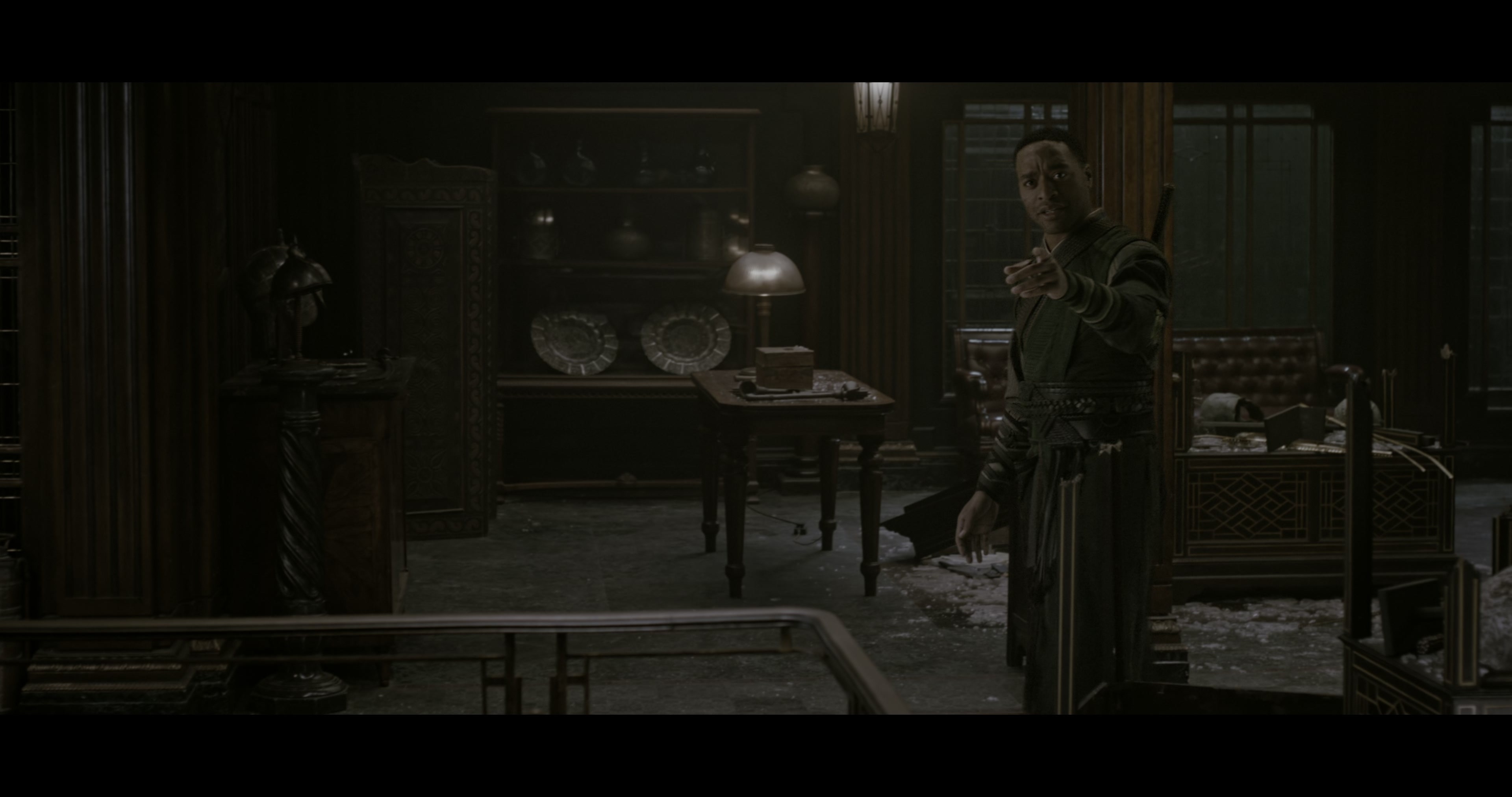 Doctor Strange (2016), wide, 1.90:1 — film still