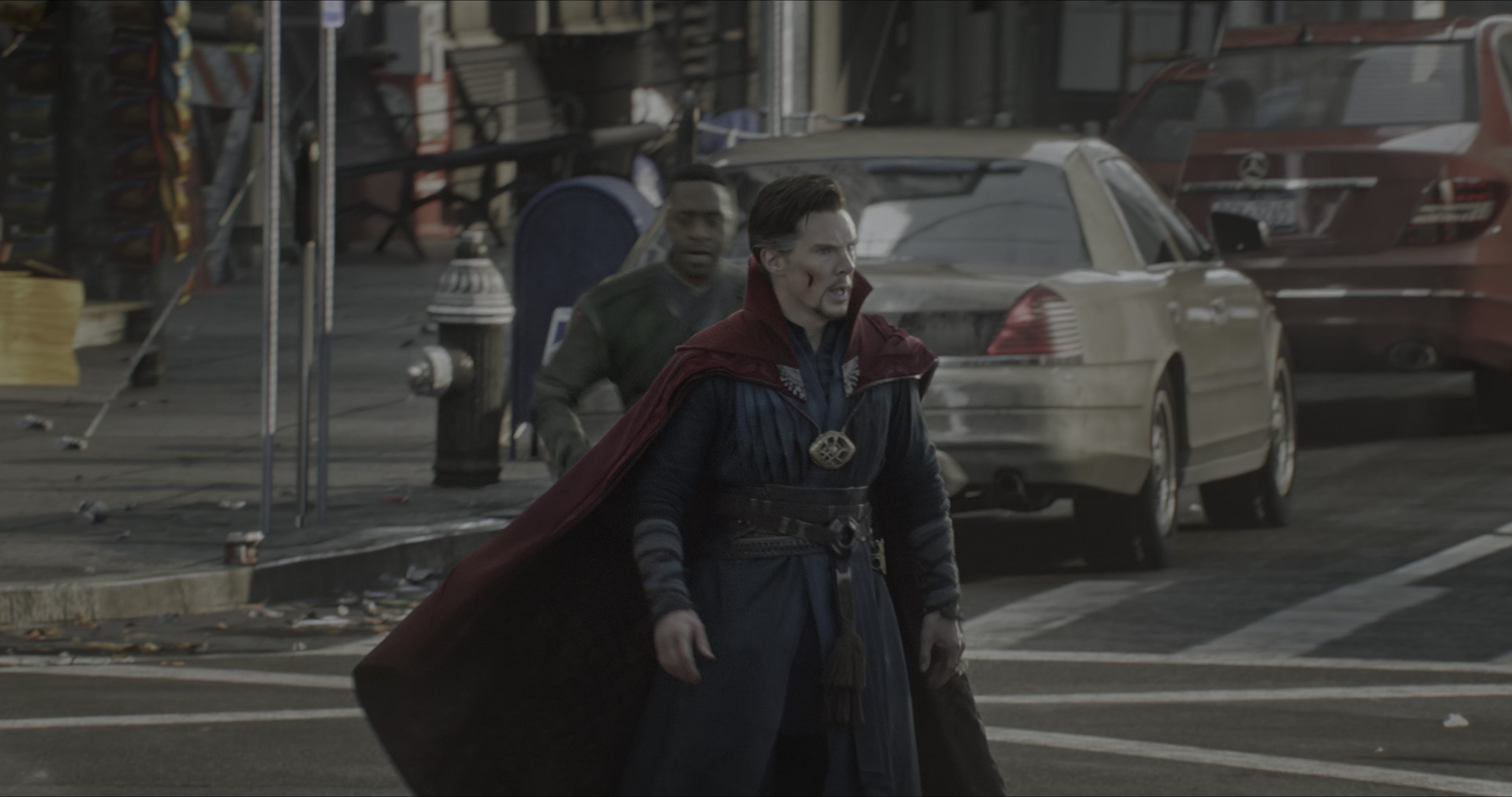 Doctor Strange (2016), wide, 1.90:1 — film still