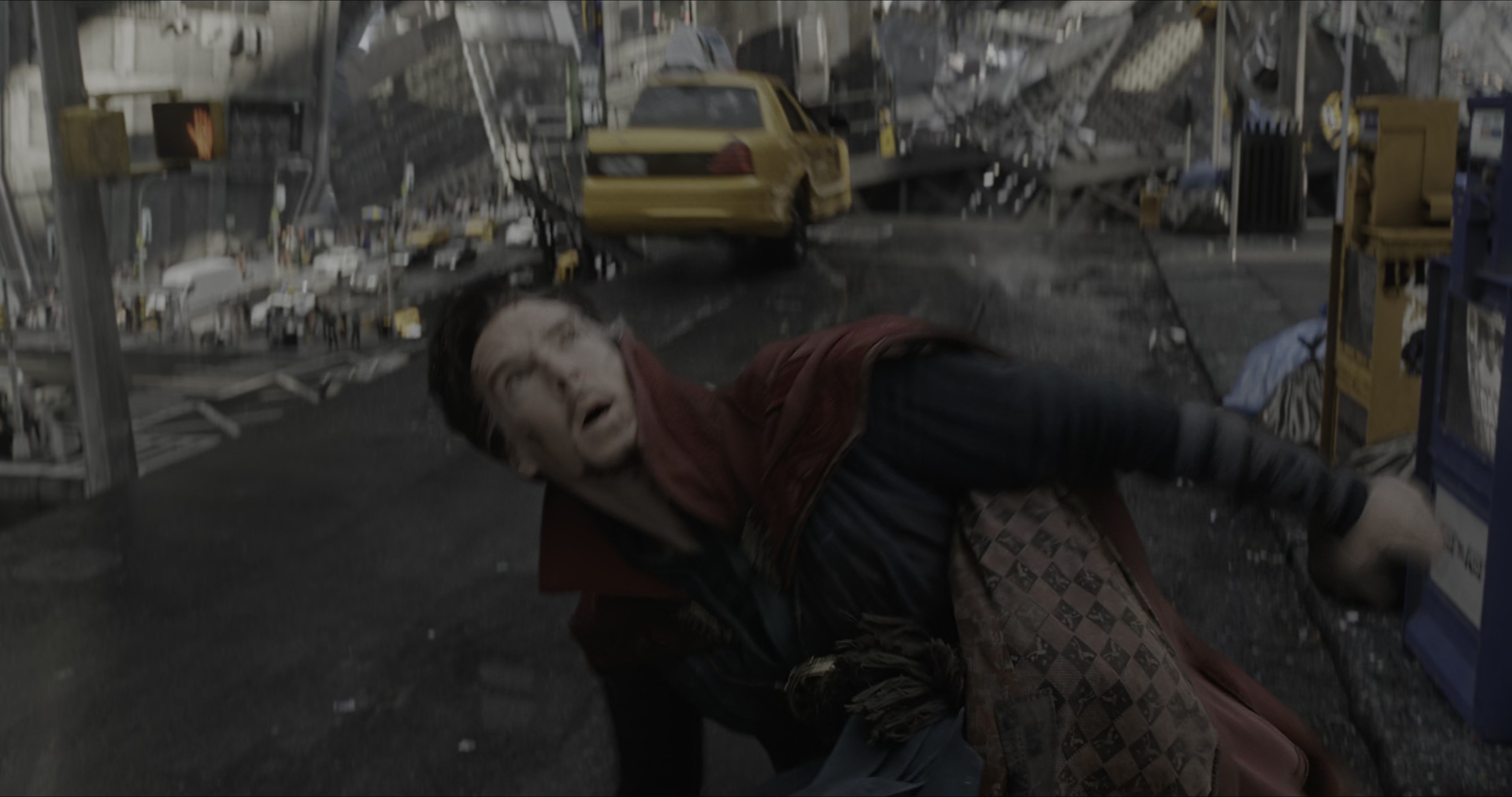 Doctor Strange (2016), wide, 1.90:1 — film still