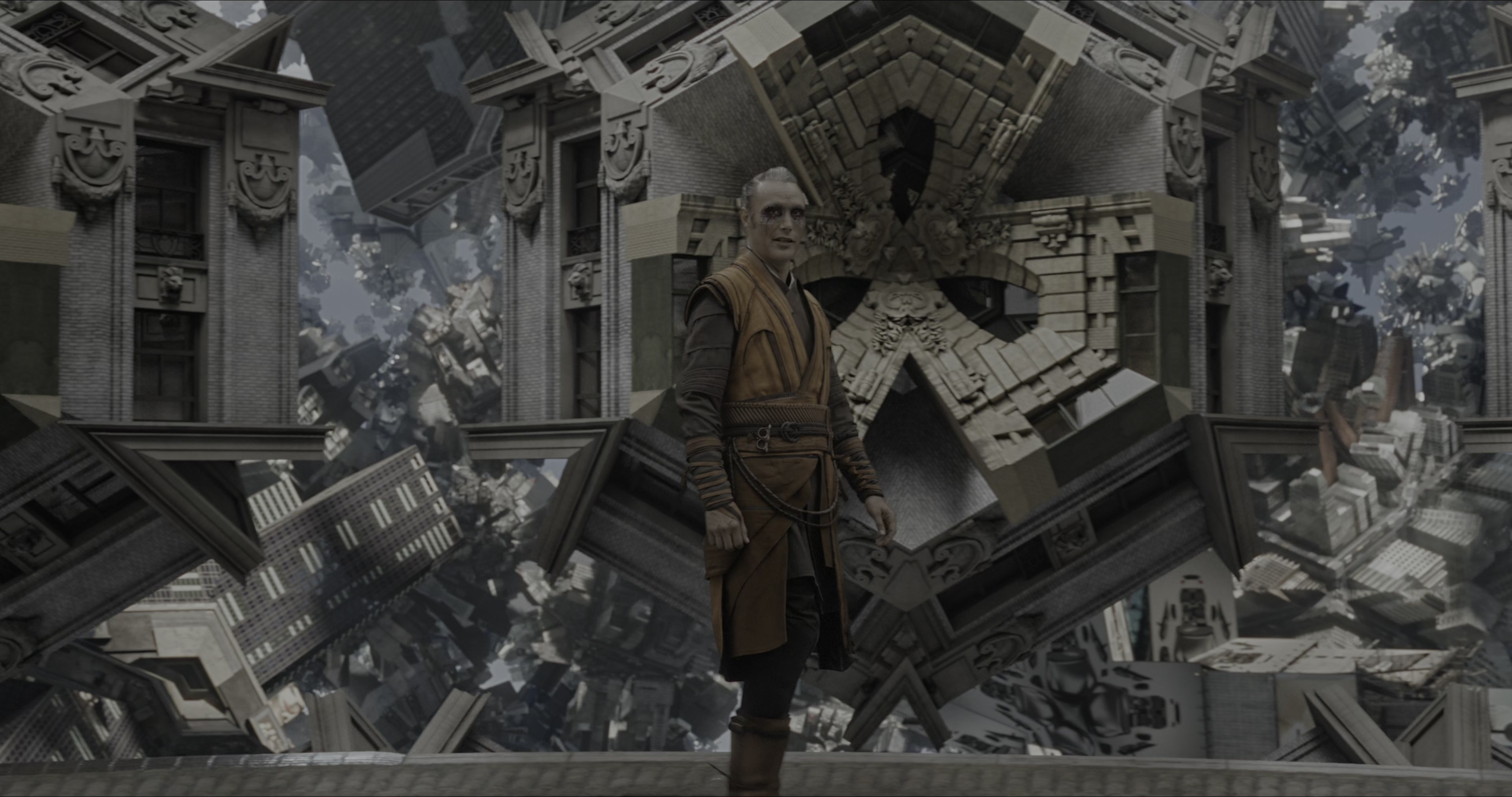 Doctor Strange (2016), wide, 1.90:1 — film still