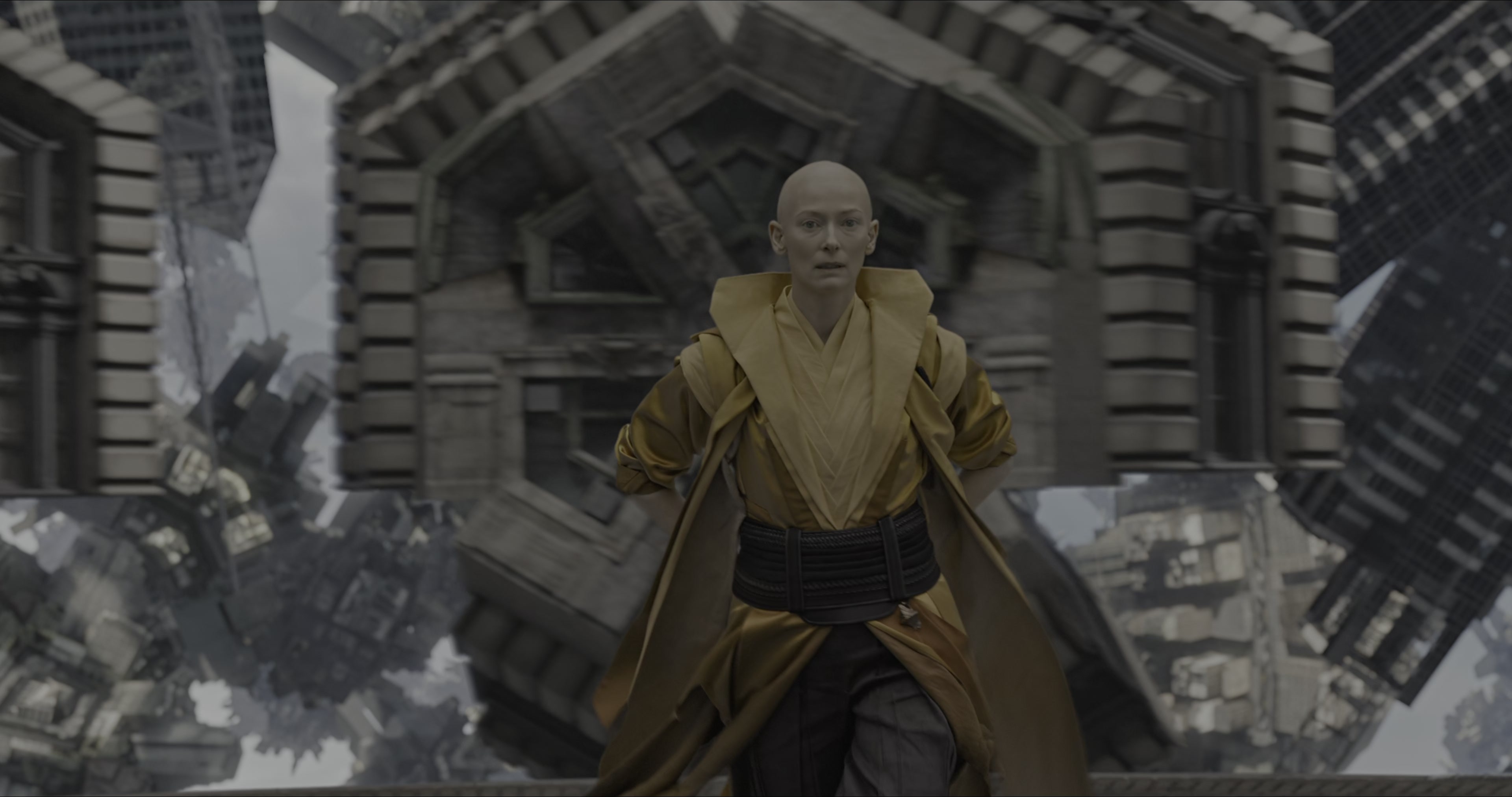 Doctor Strange (2016), wide, 1.90:1 — film still