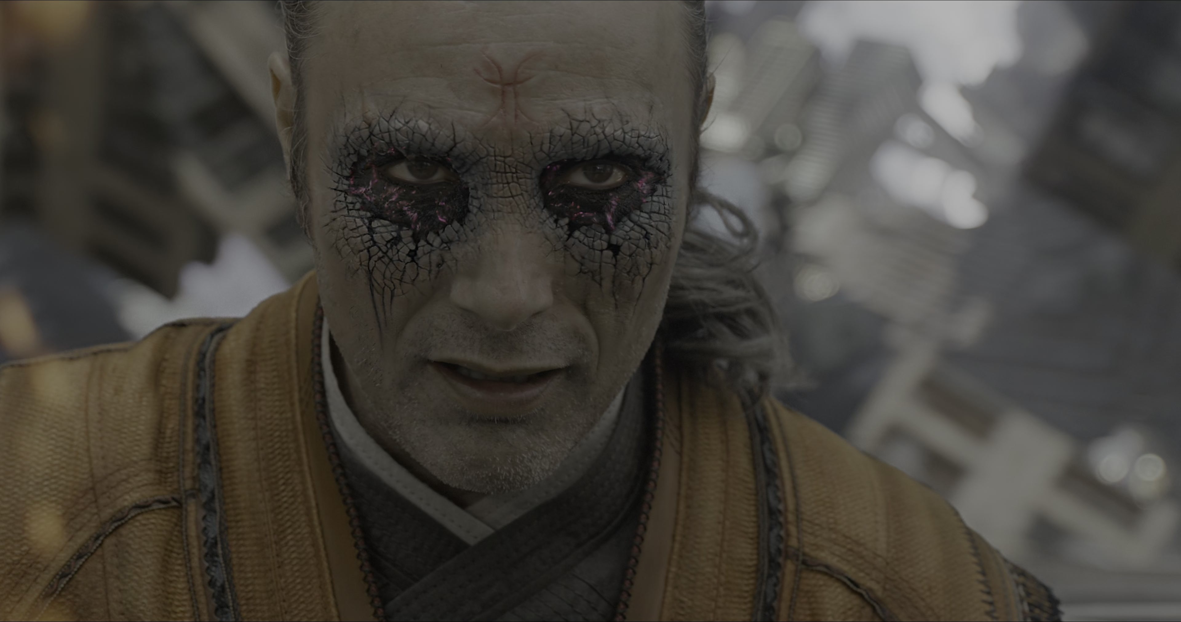 Doctor Strange (2016), wide, 1.90:1 — film still